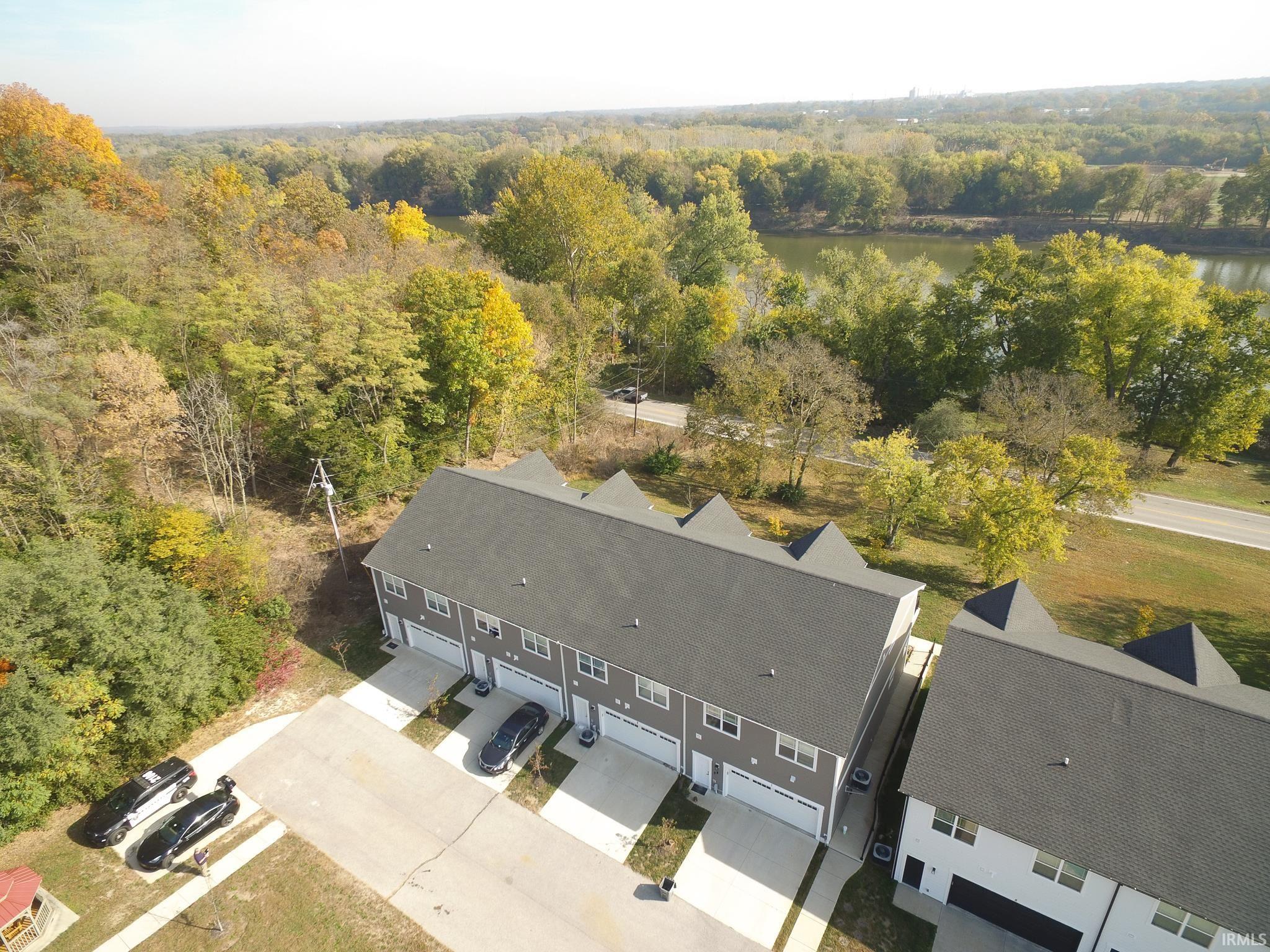 424 Catherwood Drive Unit: 2