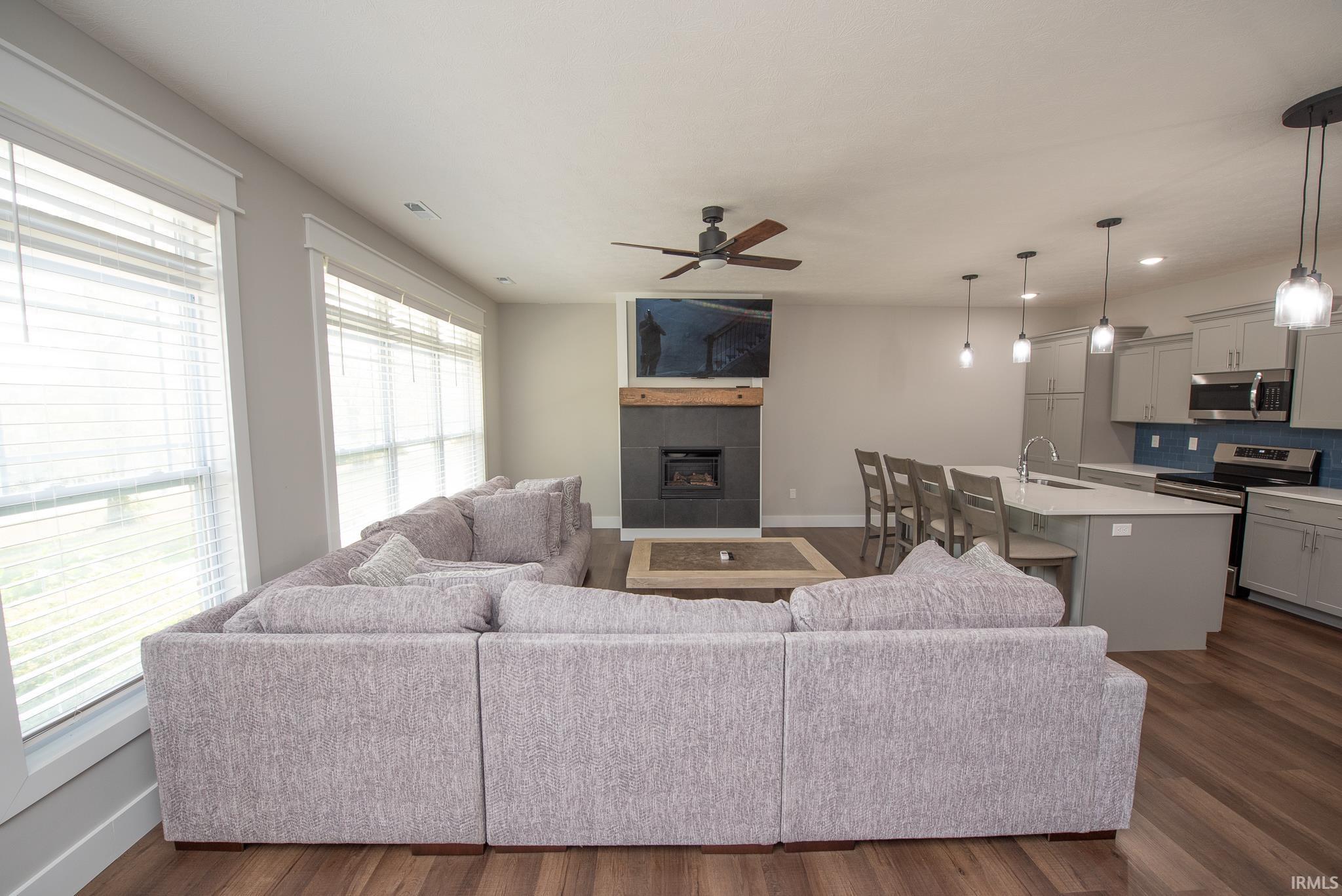 424 Catherwood Drive Unit: 2