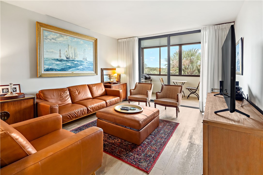 5601 Highway A1a N300