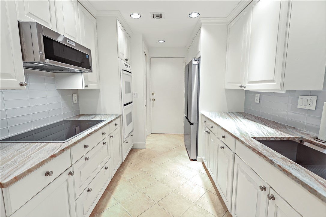 5601 Highway A1a N300