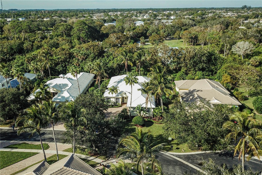 2833 Saint Barts Square