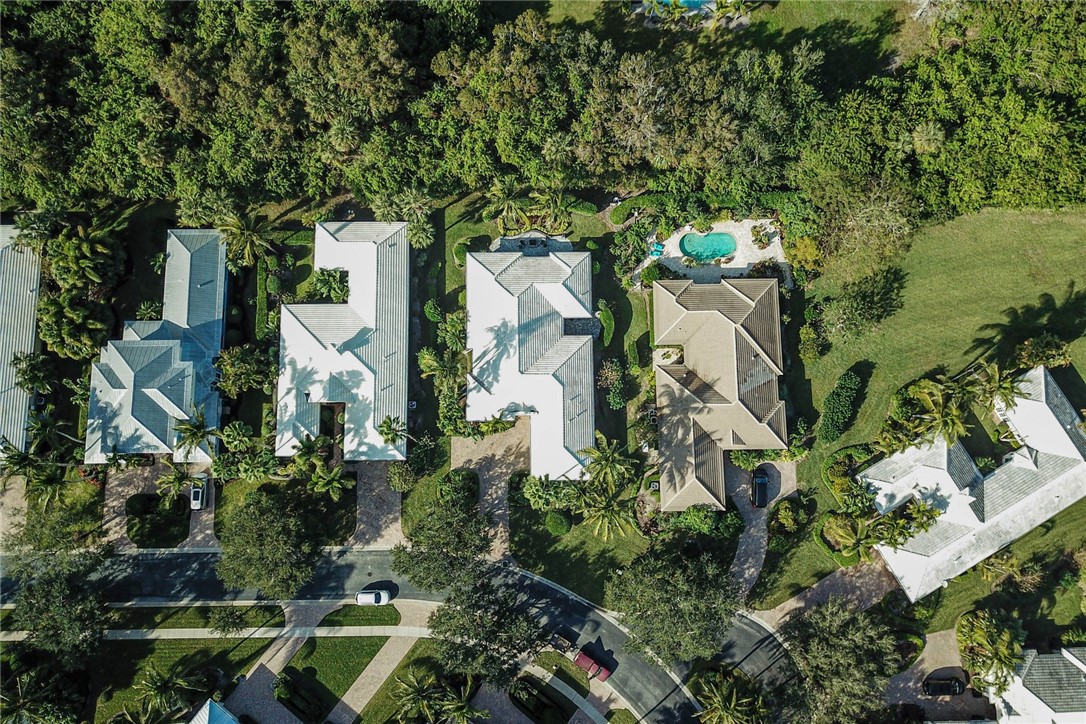 2833 Saint Barts Square