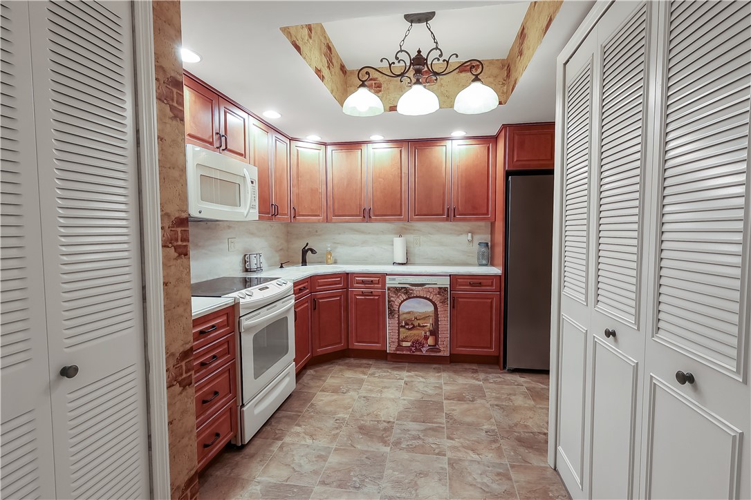 5601 Highway A1a None 203S