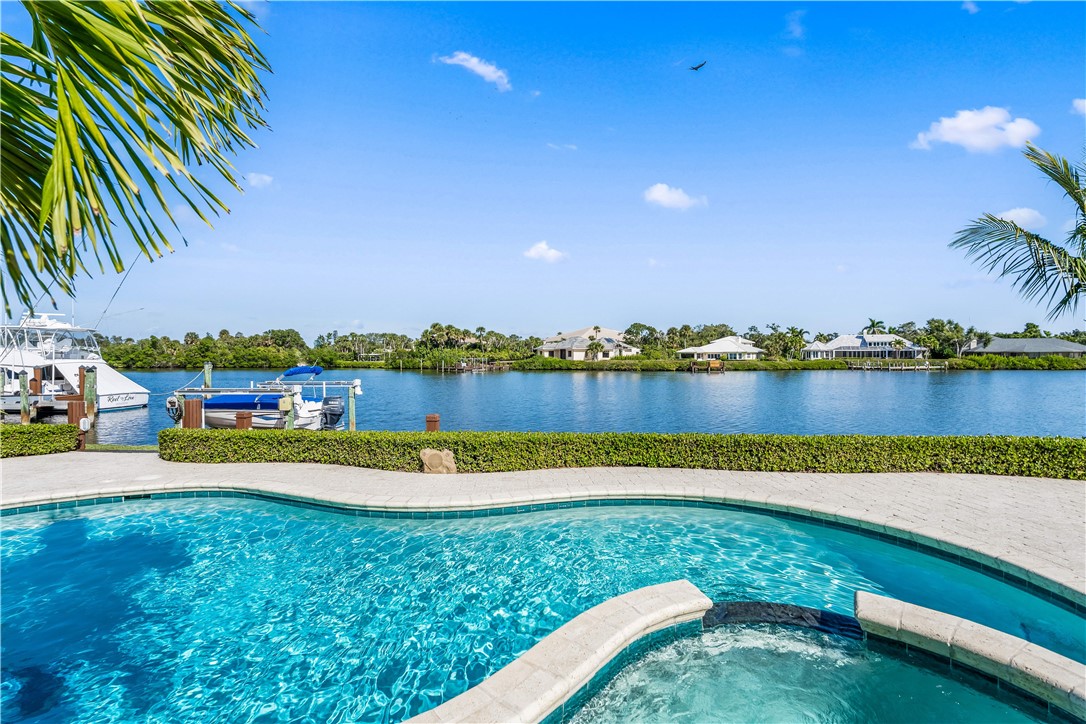 501 Bay Drive