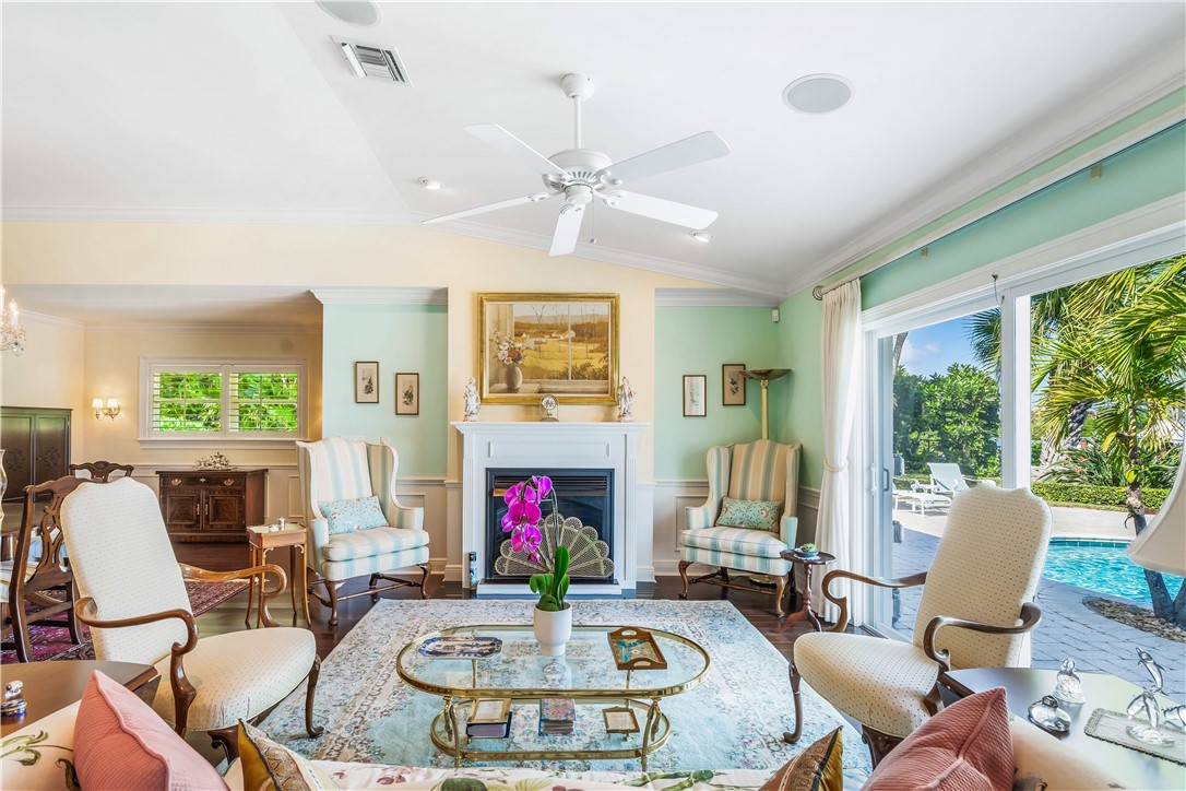 501 Bay Drive