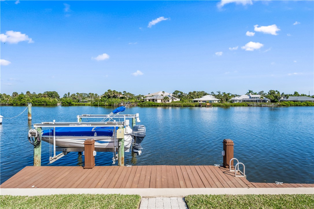501 Bay Drive