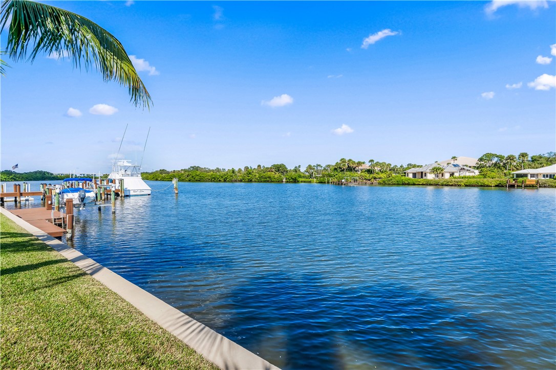 501 Bay Drive