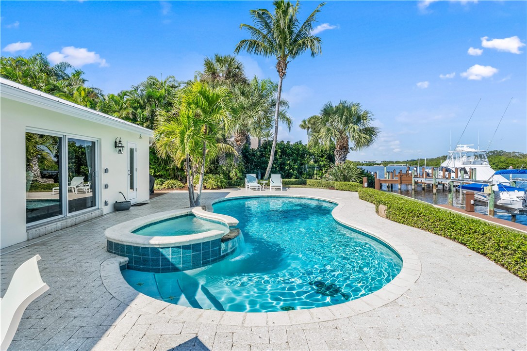 501 Bay Drive