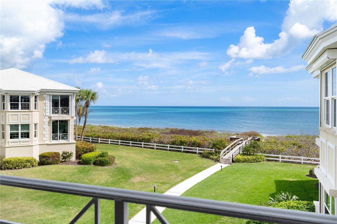 1150 Reef Road B-24