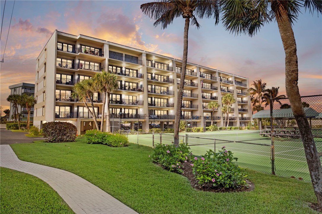 3939 Ocean Drive 502B