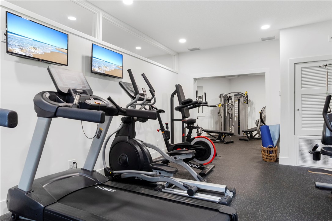 3939 Ocean Drive 502B