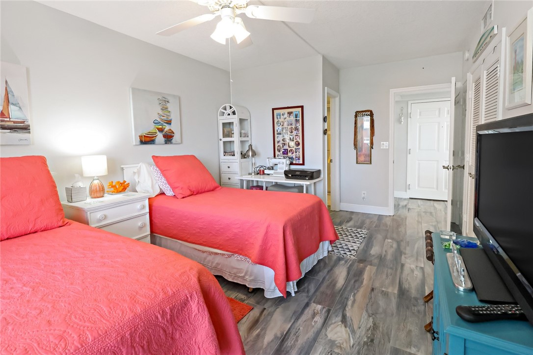 3554 Ocean Drive 402S