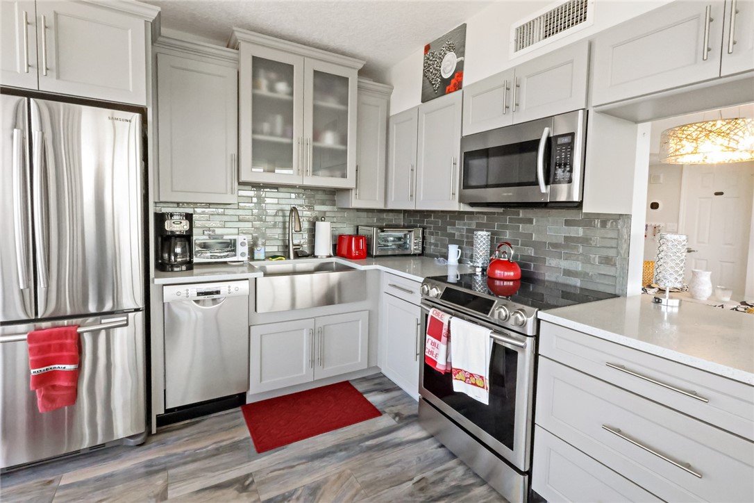 3554 Ocean Drive 402S