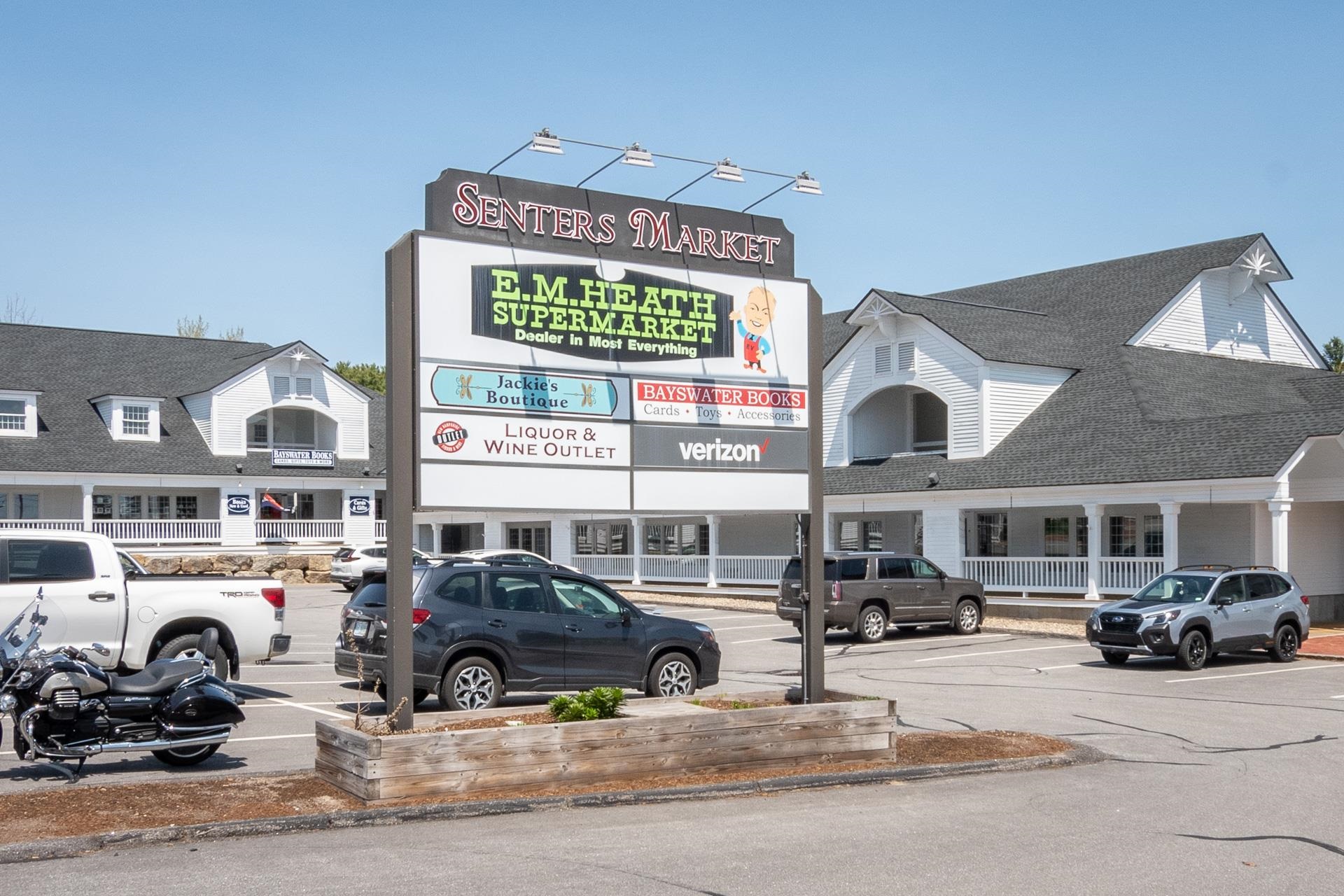 12 Main Street Unit: 8