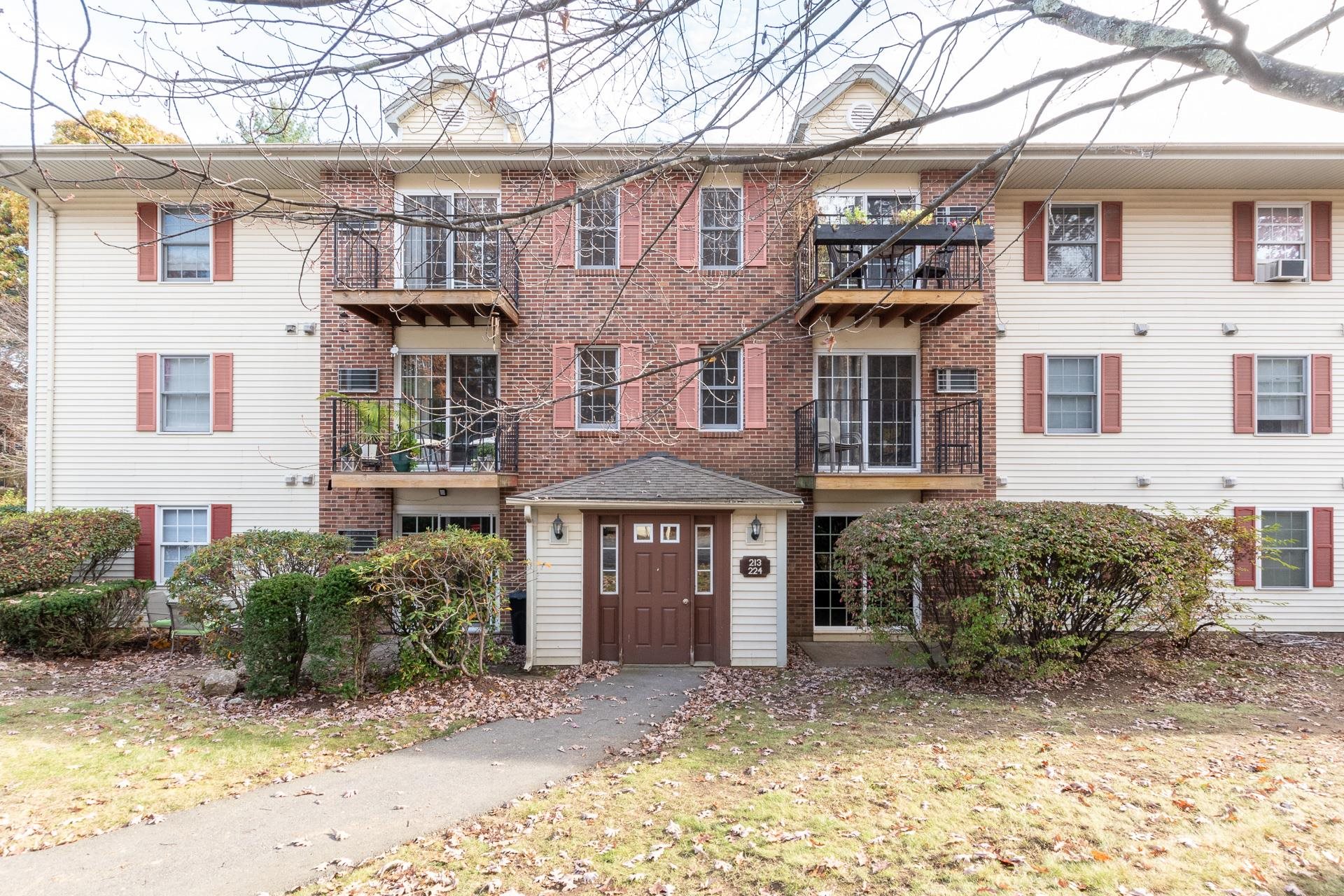 130 Endicott N Street Unit: 213