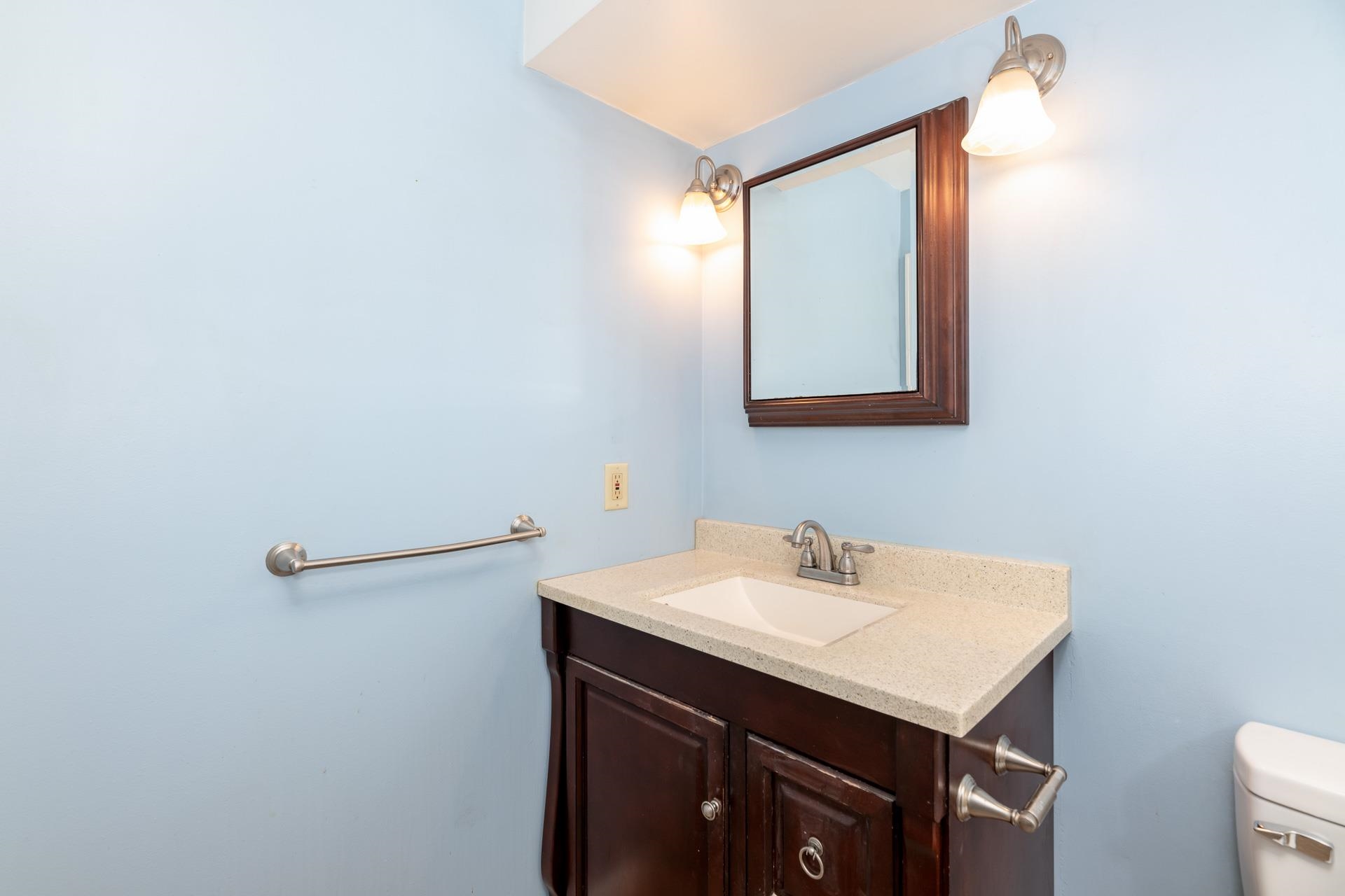 130 Endicott N Street Unit: 213