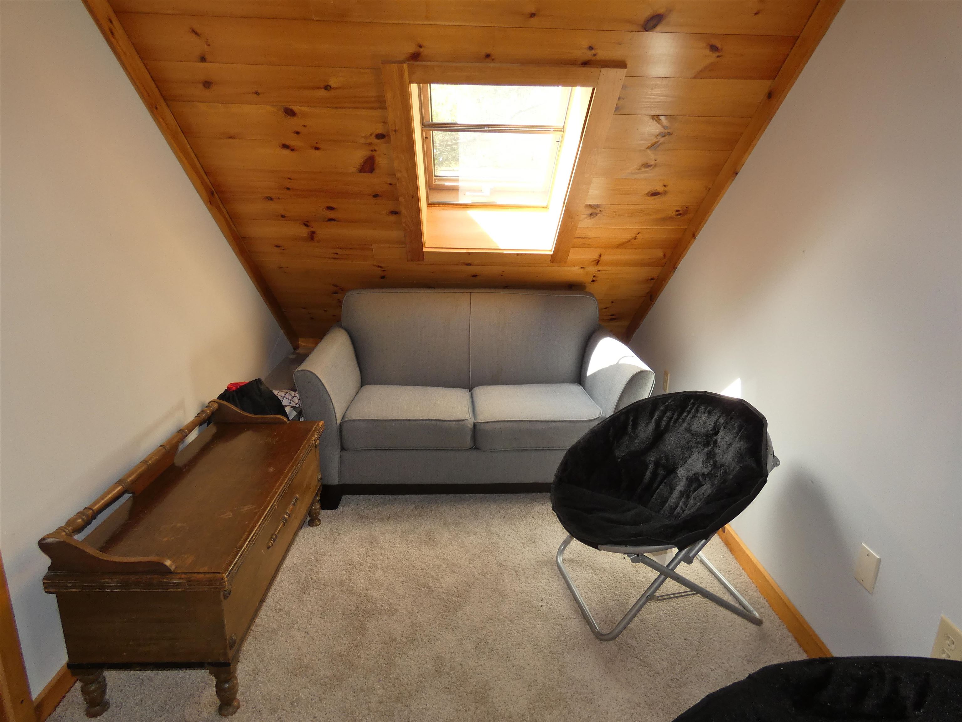 15 Birchwood Farm Road