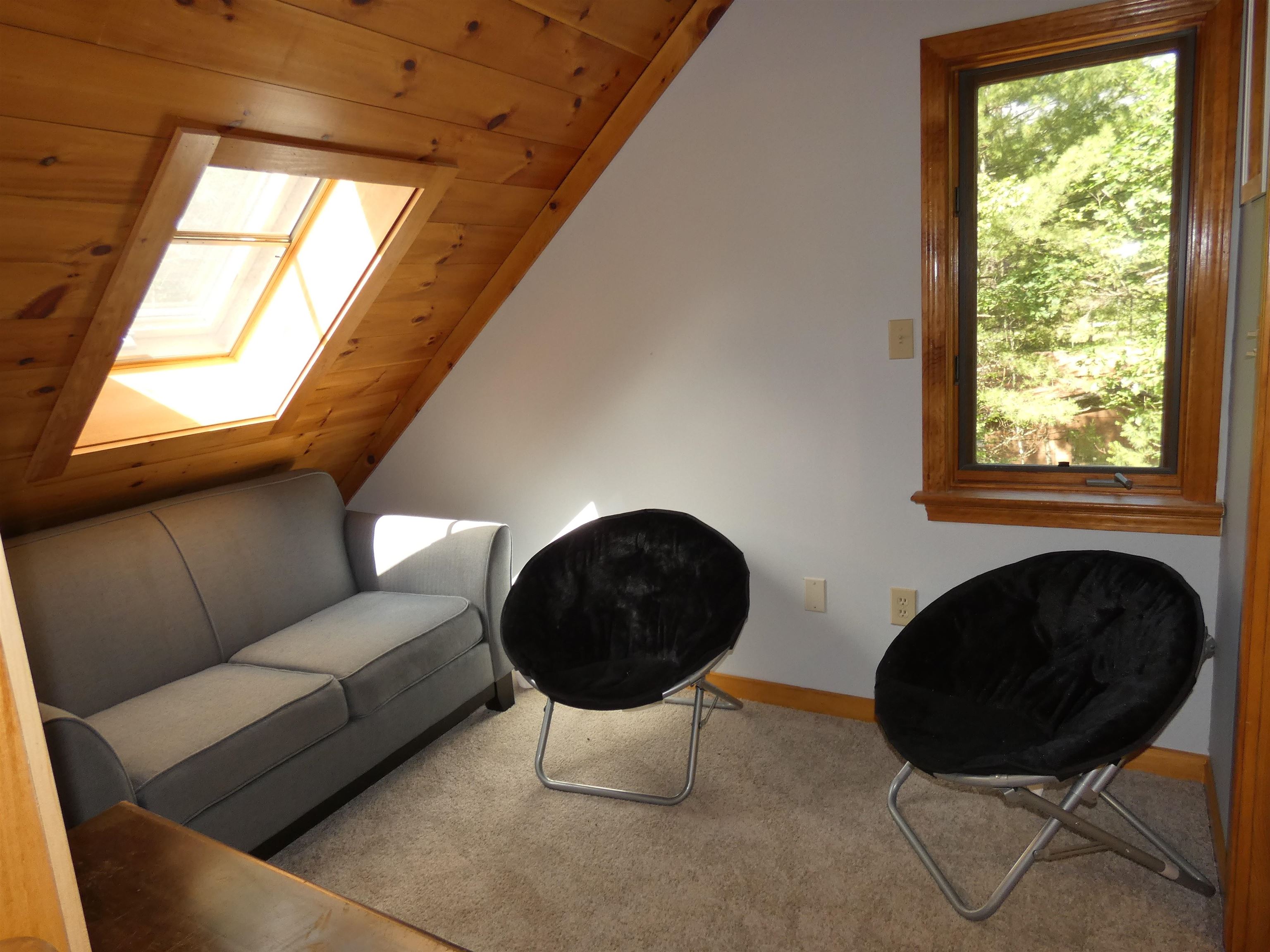 15 Birchwood Farm Road