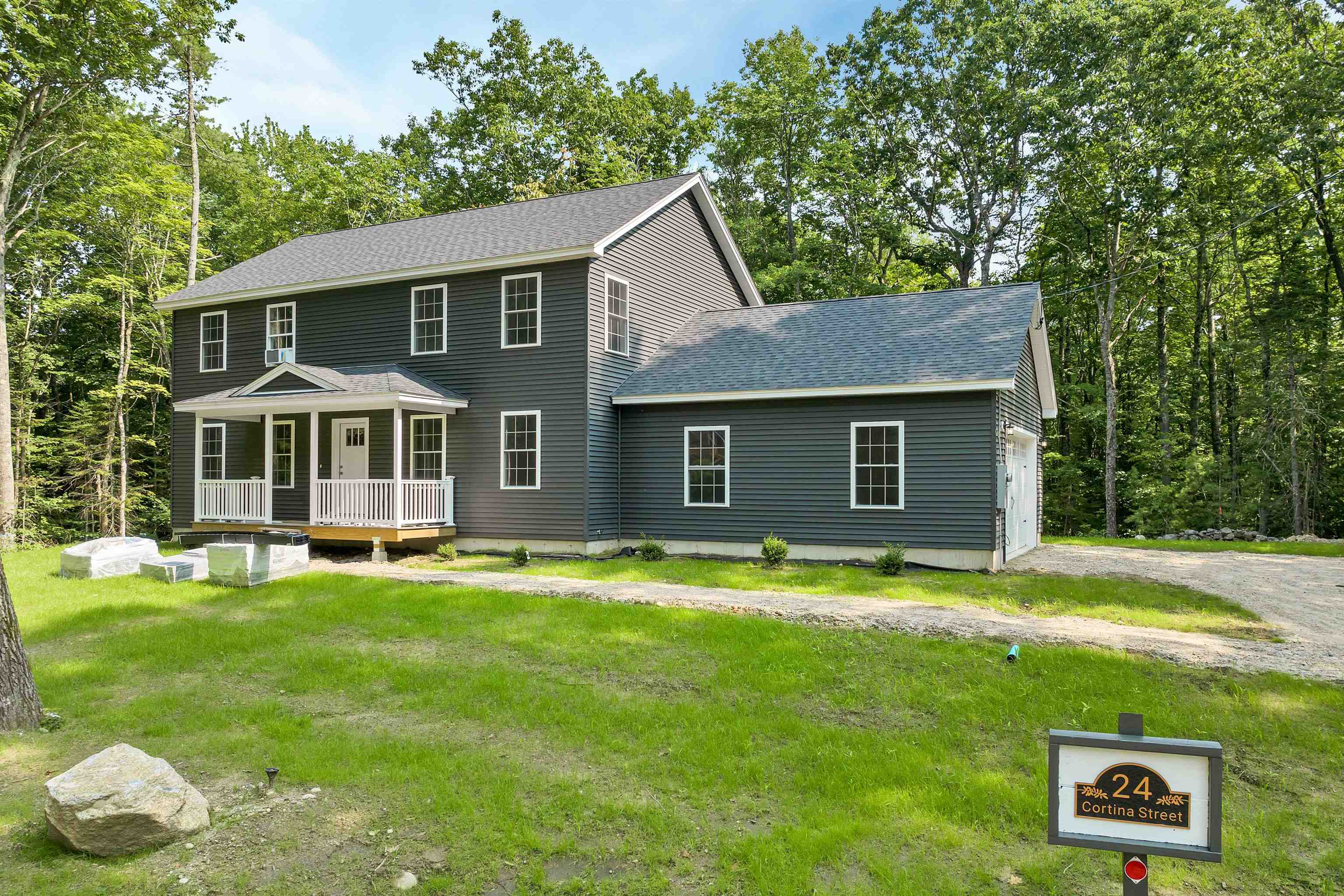 24 Cortina Street