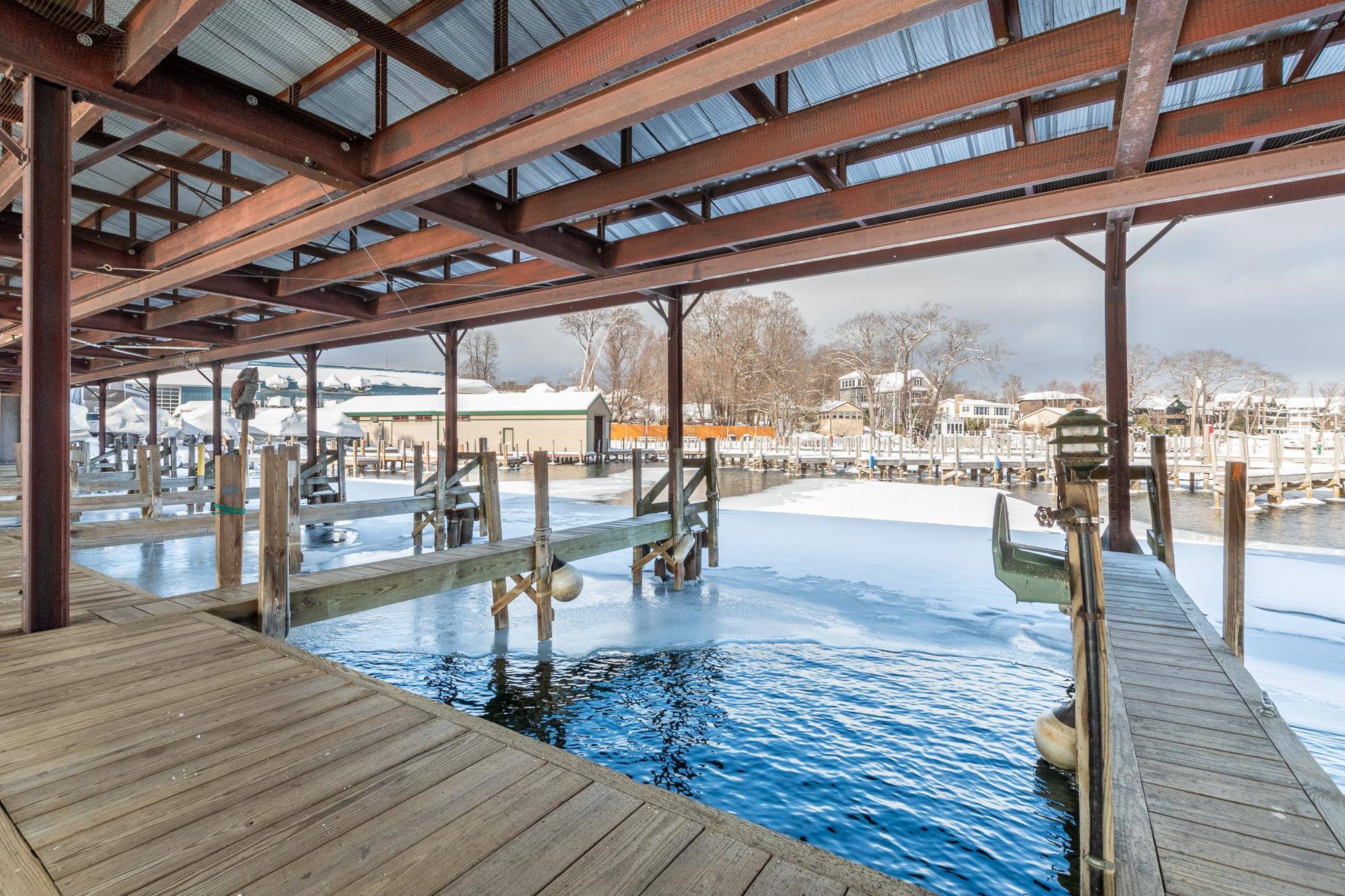 2 Bayshore Drive Unit: 17