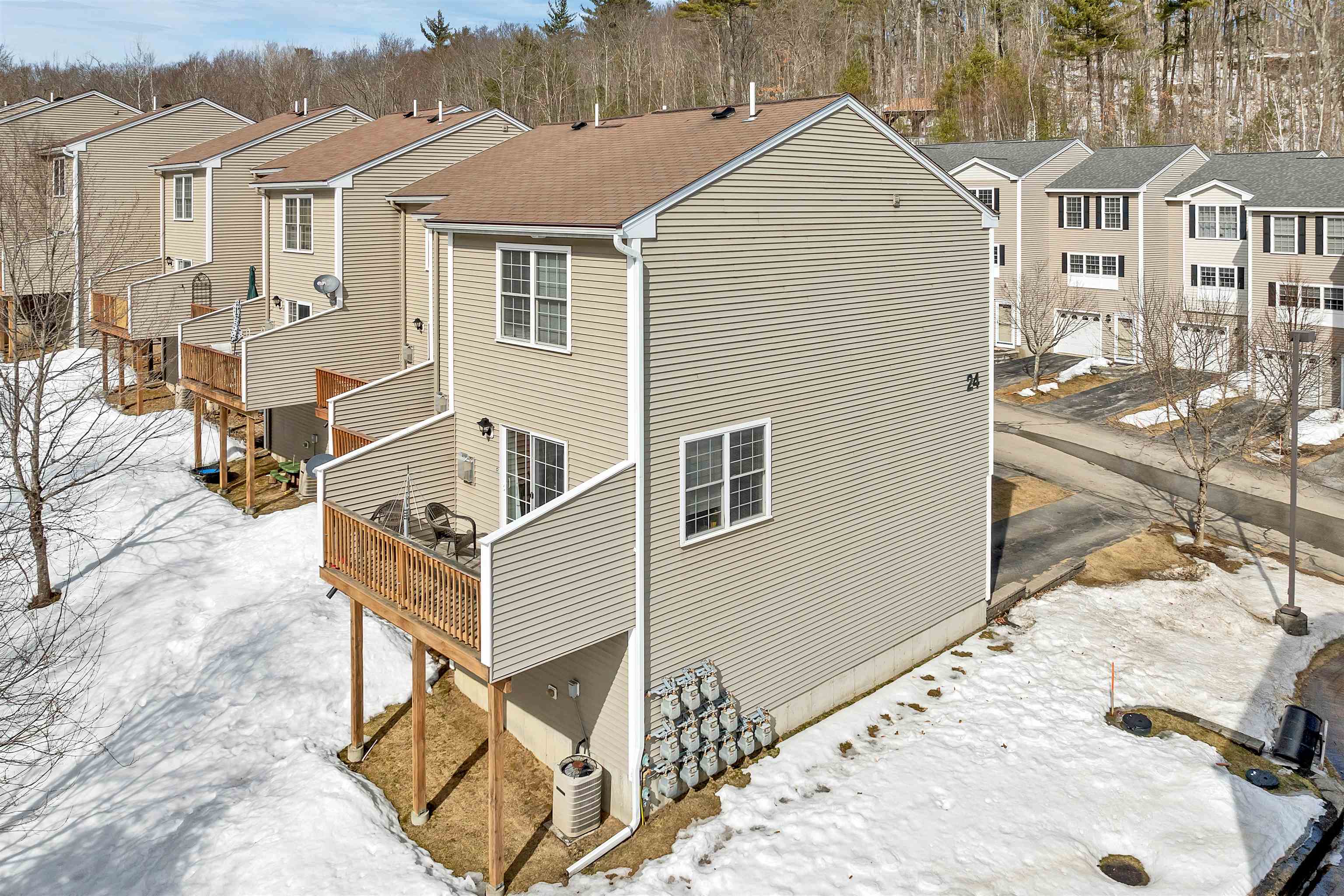 24 Dillon Way Unit: 3