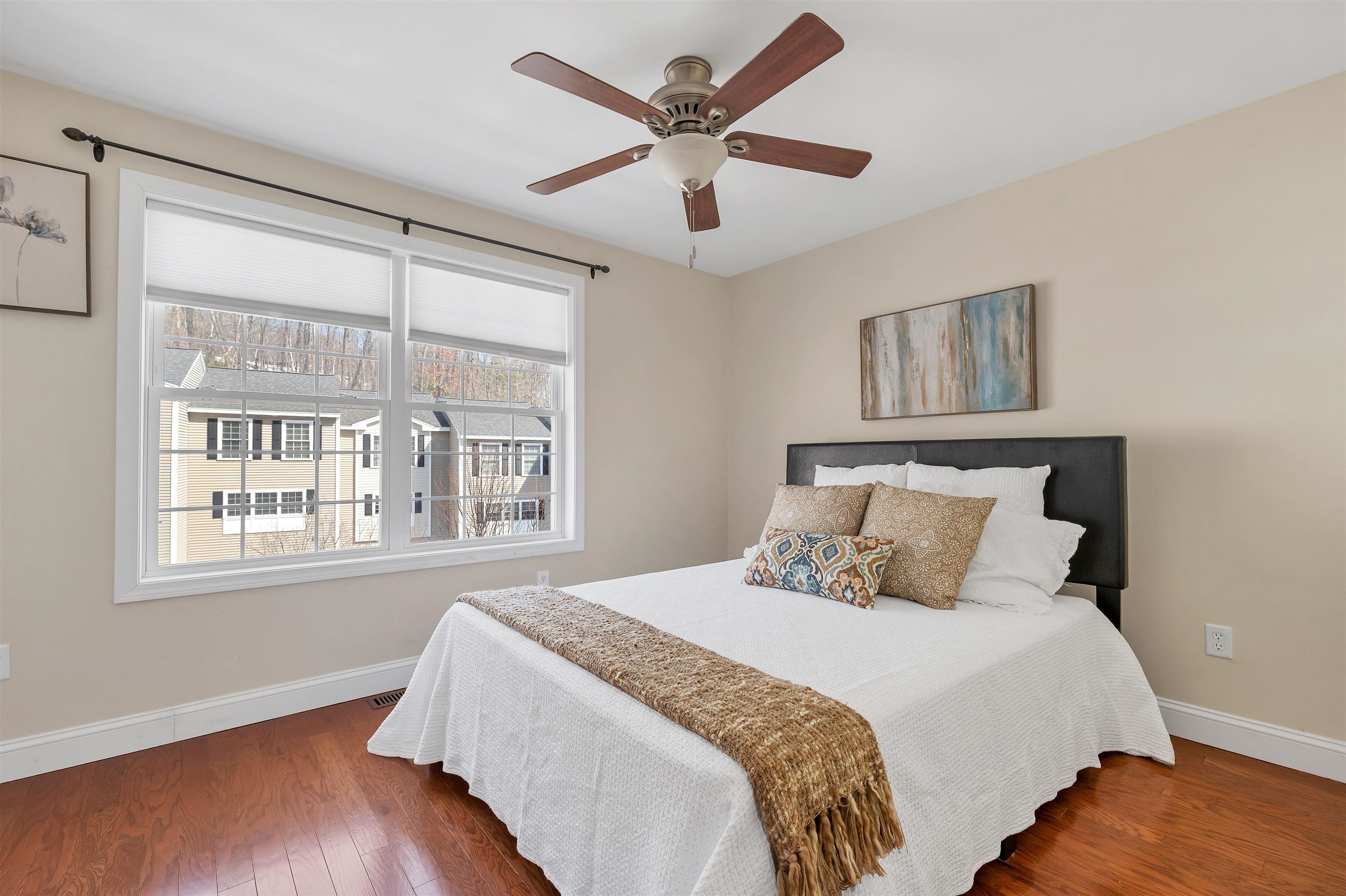 24 Dillon Way Unit: 3