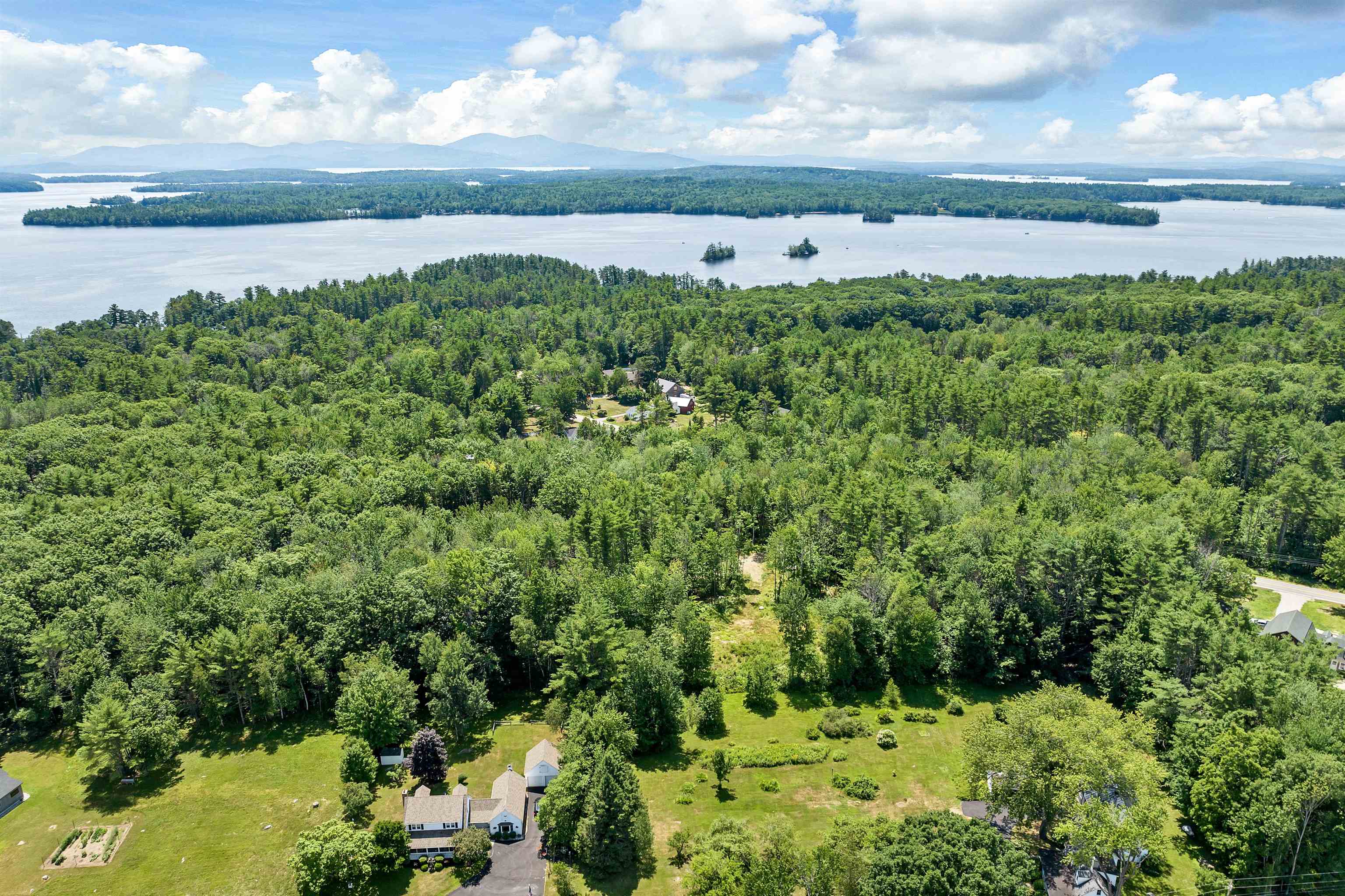 527 Governor Wentworth Highway Unit: 19