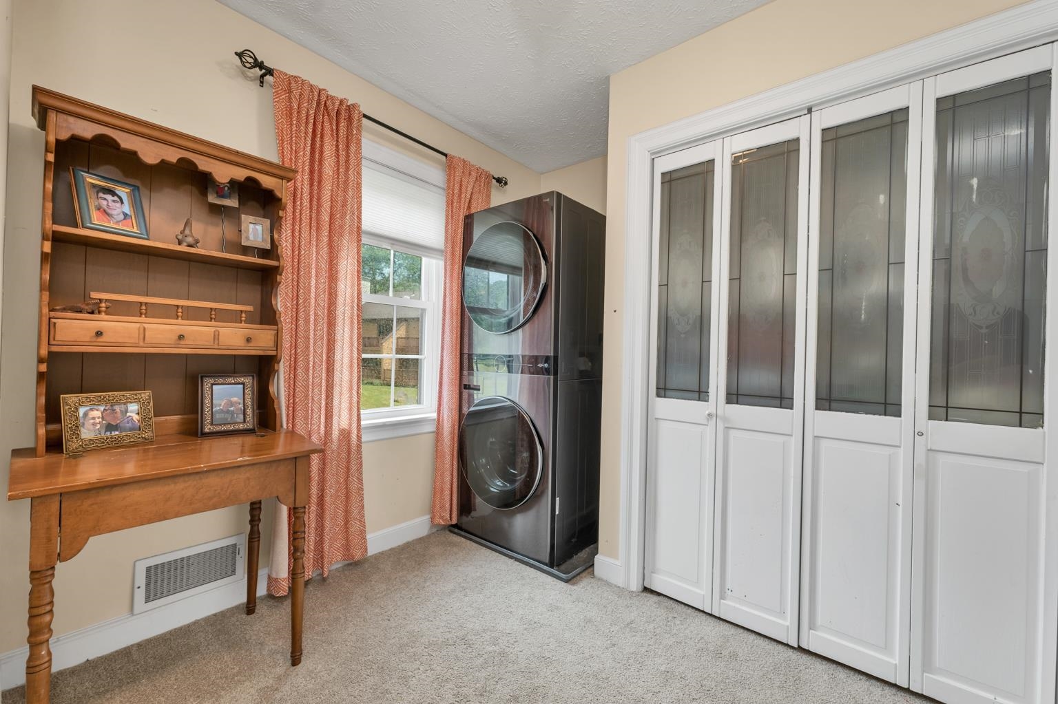 240 Franklin Street Unit: 28