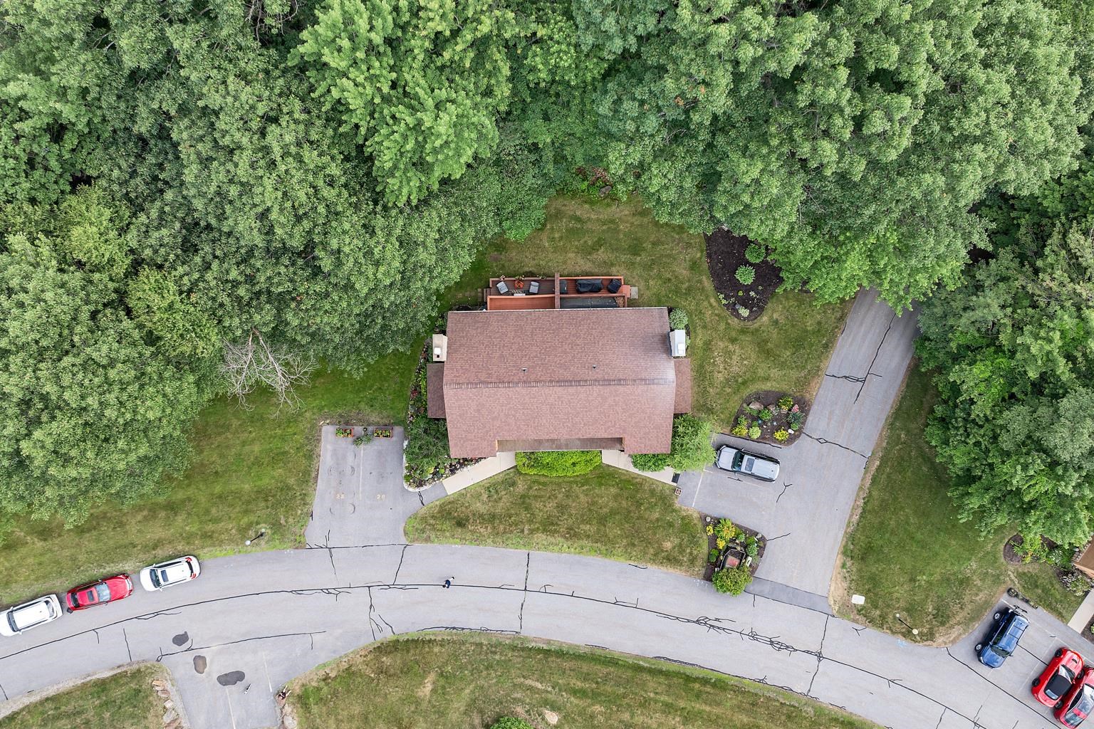 240 Franklin Street Unit: 28