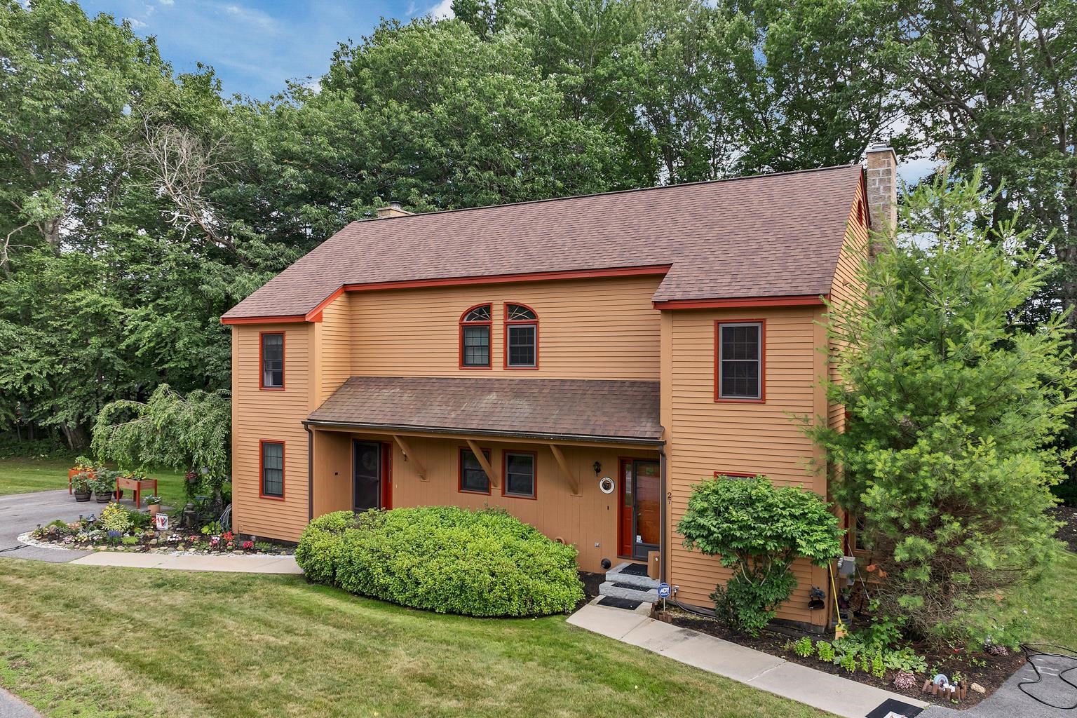 240 Franklin Street Unit: 28