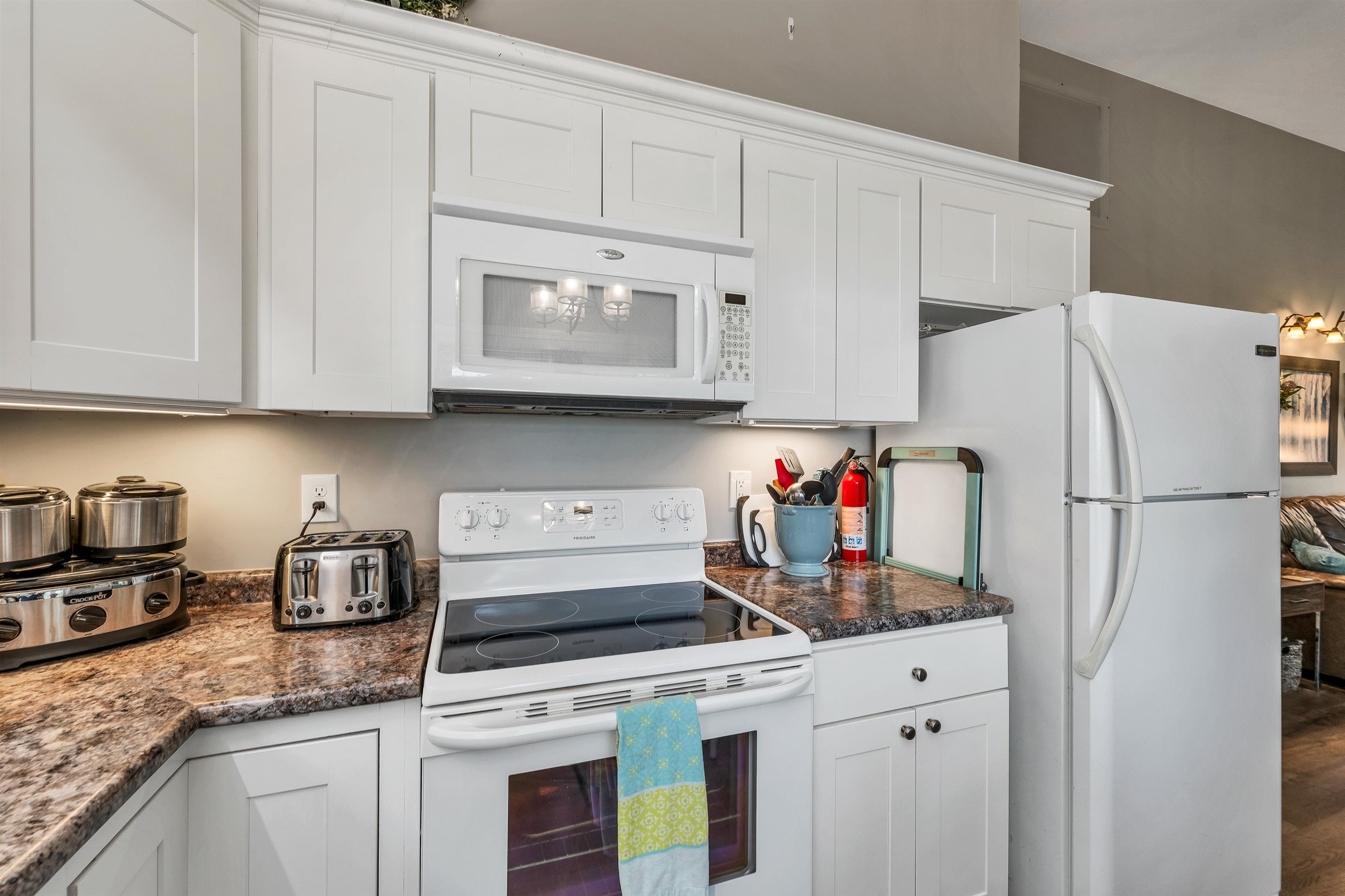 80 Pinnacle Ridge Rd