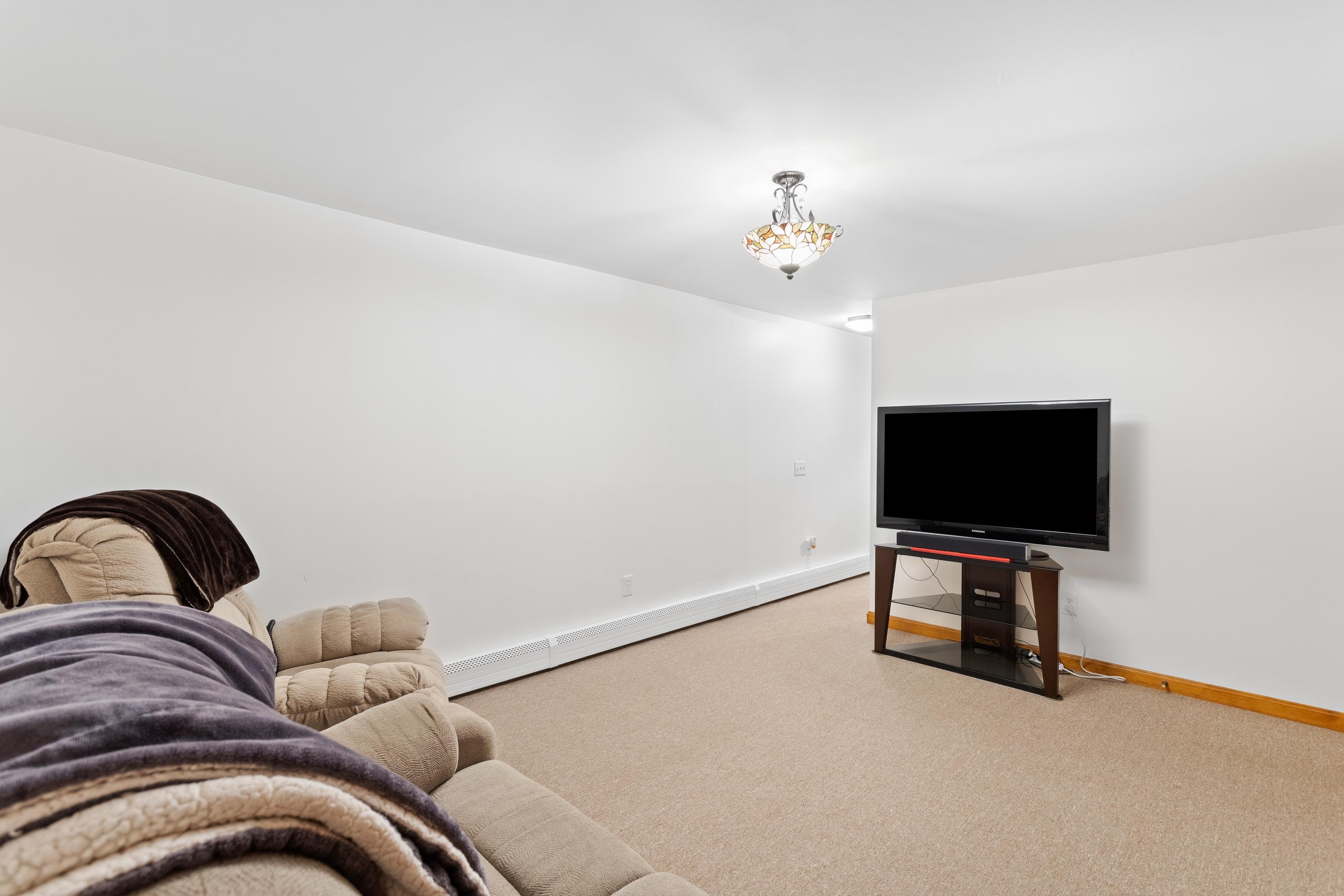 14 Mountain View Drive