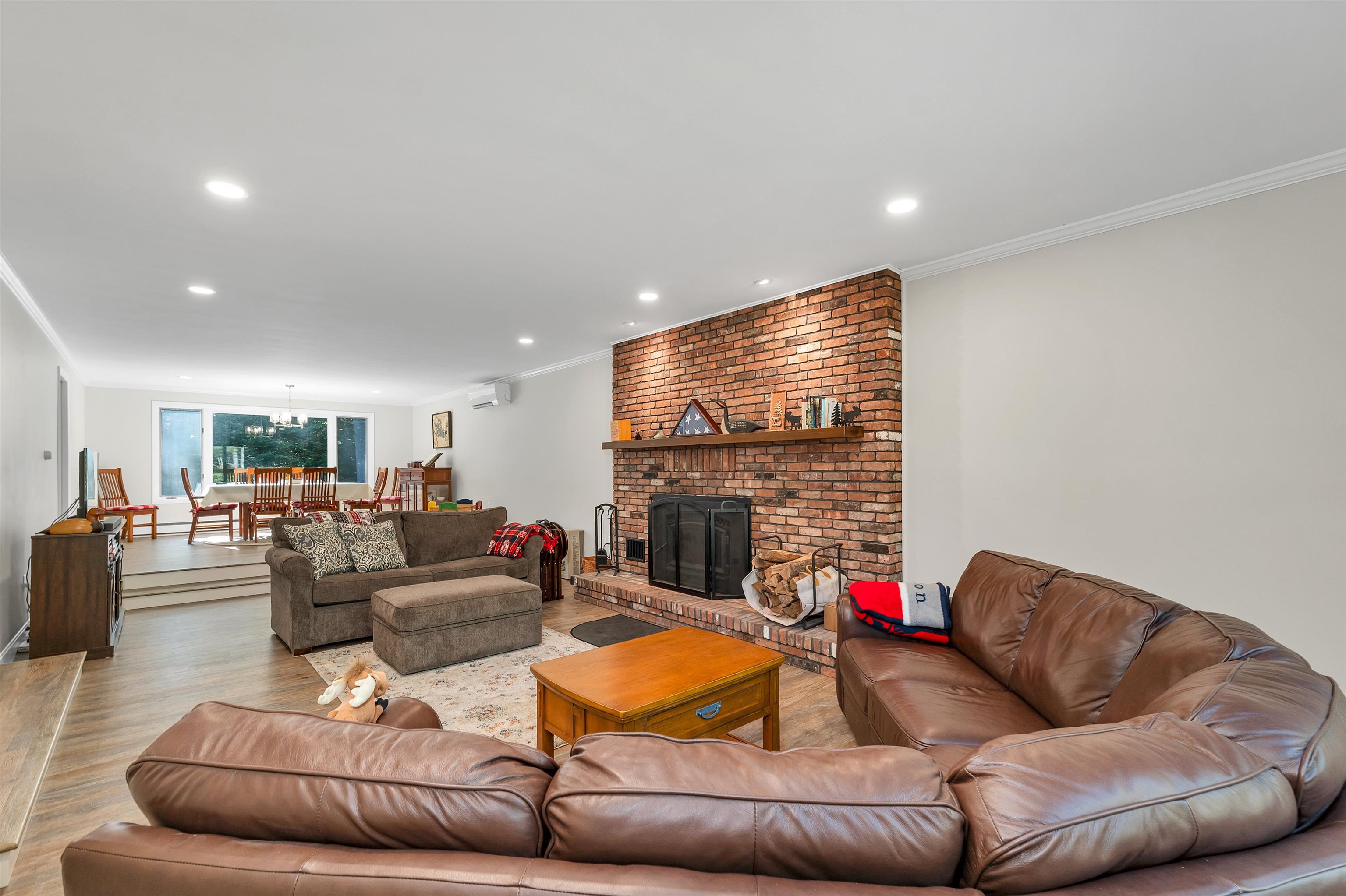 4 Partridgeberry Cir