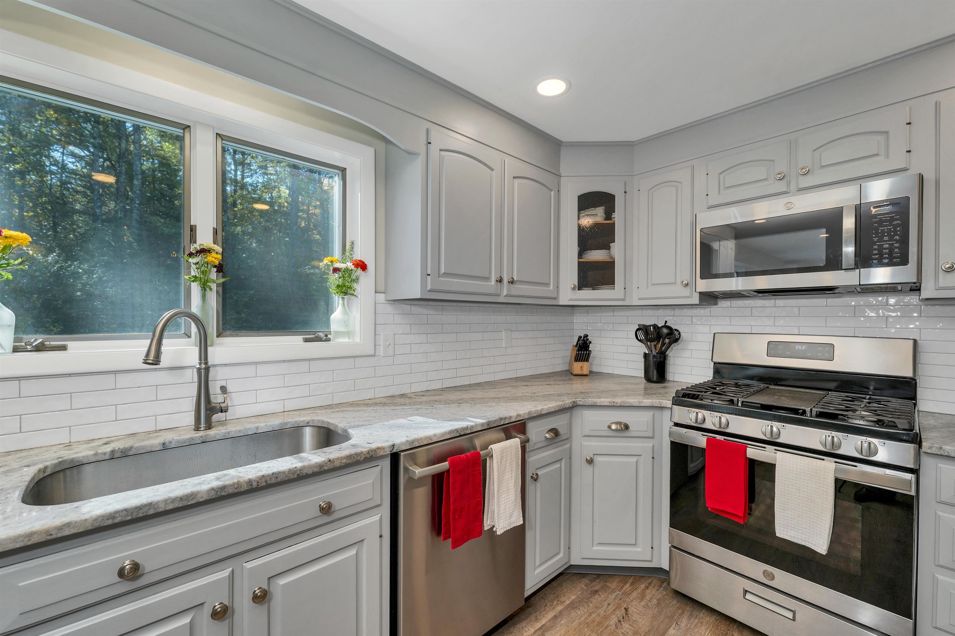 4 Partridgeberry Cir