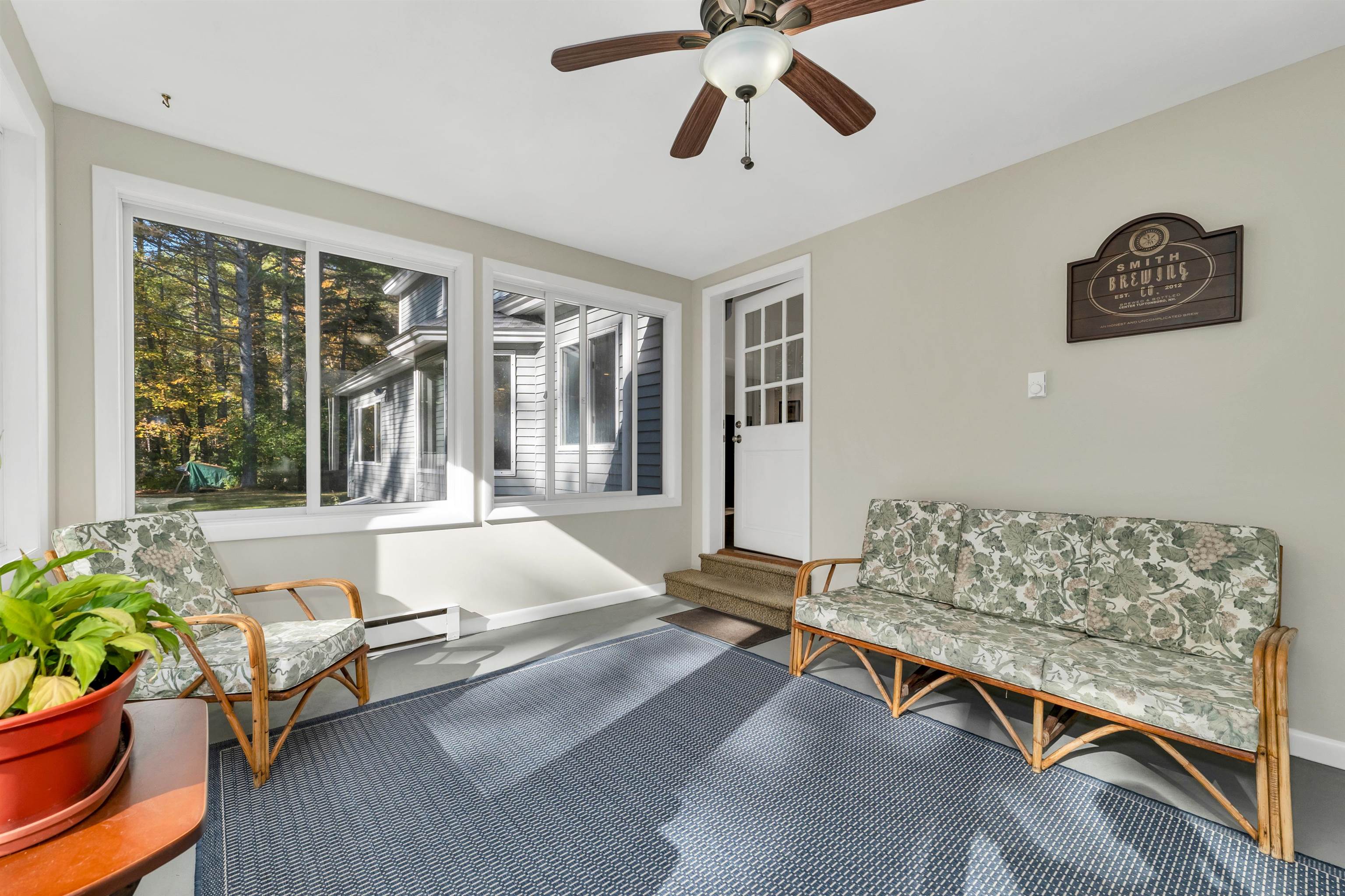 4 Partridgeberry Cir