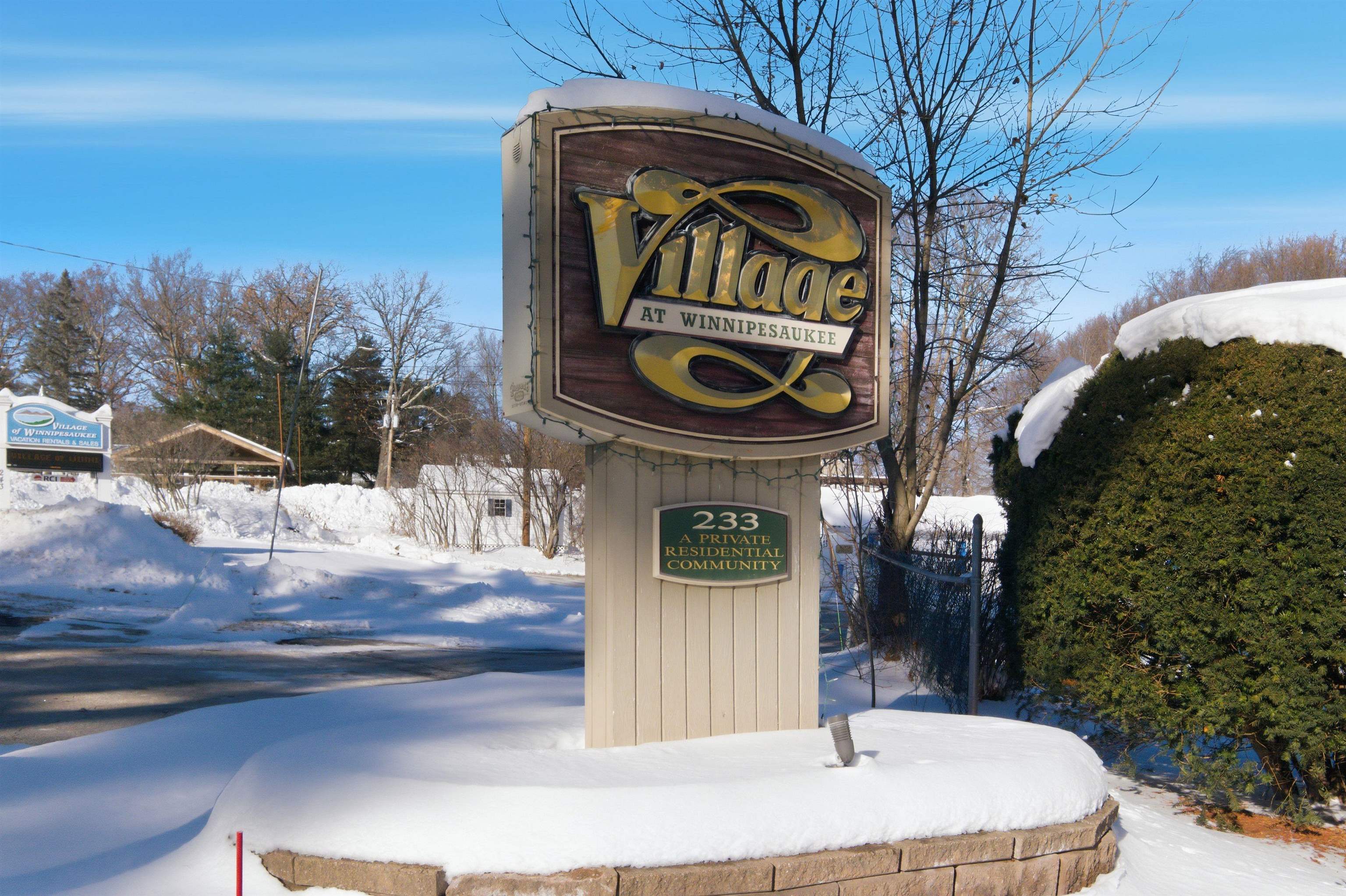 75 Treetop Circle Unit: 21