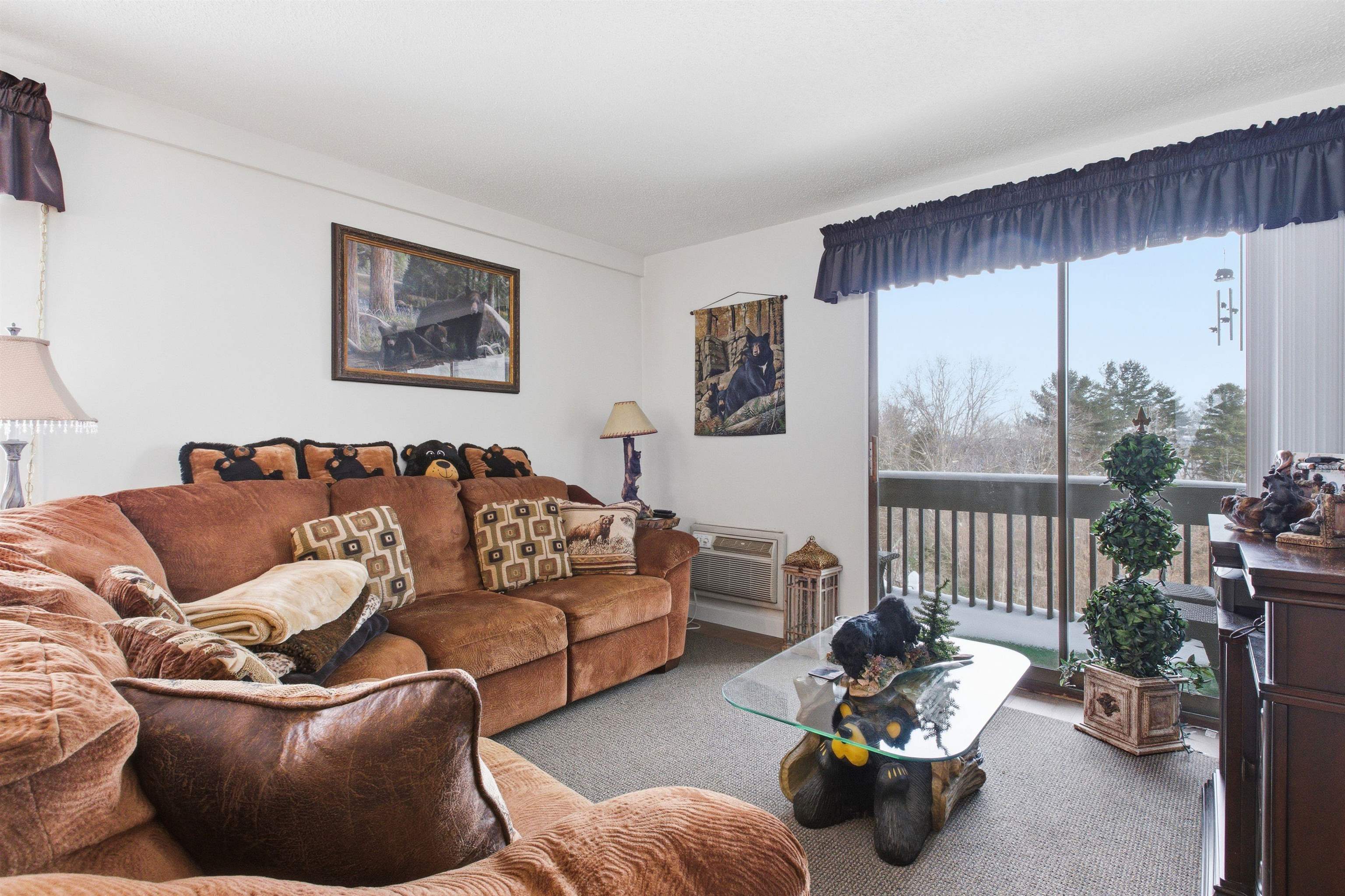 75 Treetop Circle Unit: 21