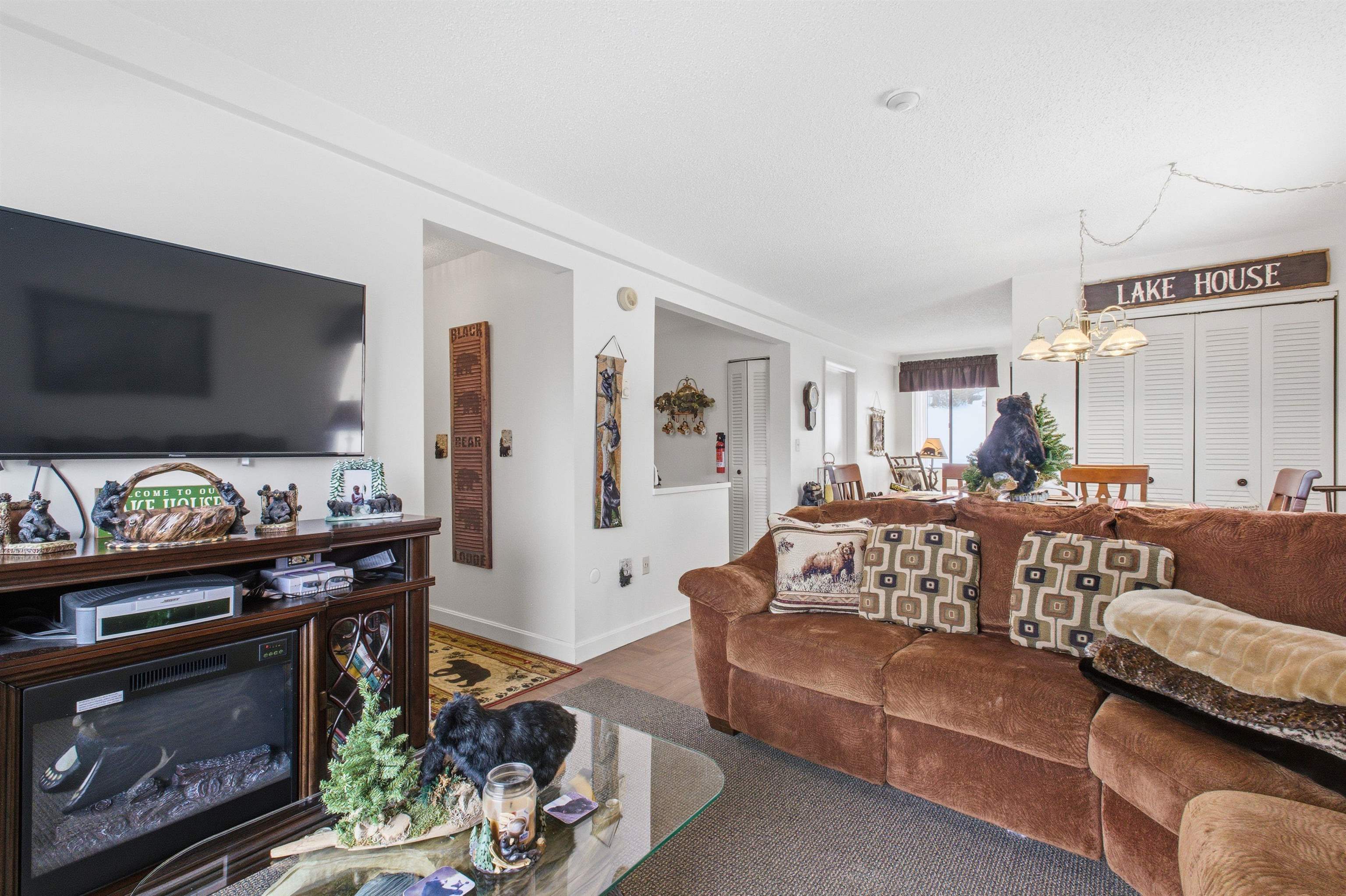 75 Treetop Circle Unit: 21