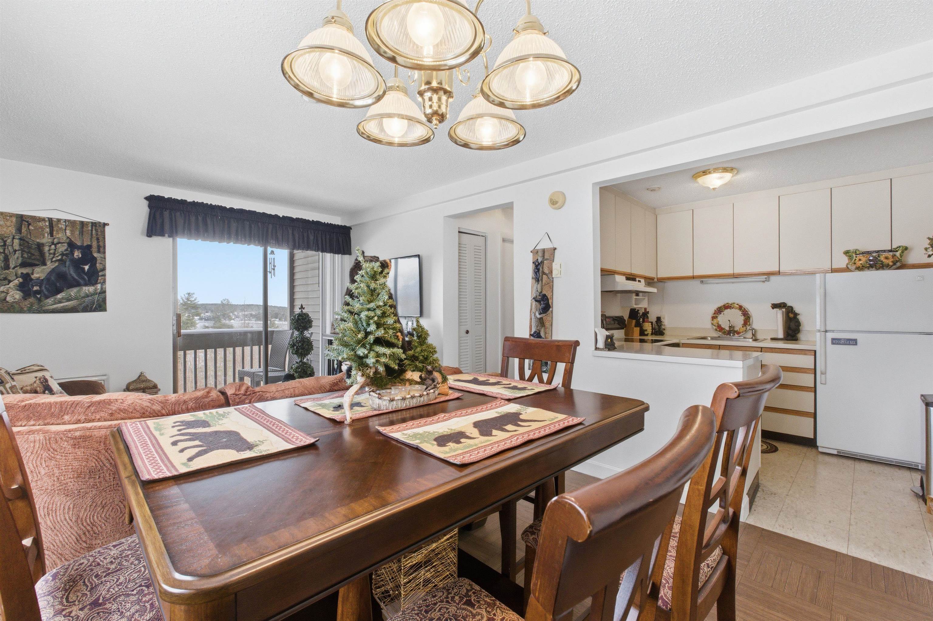 75 Treetop Circle Unit: 21