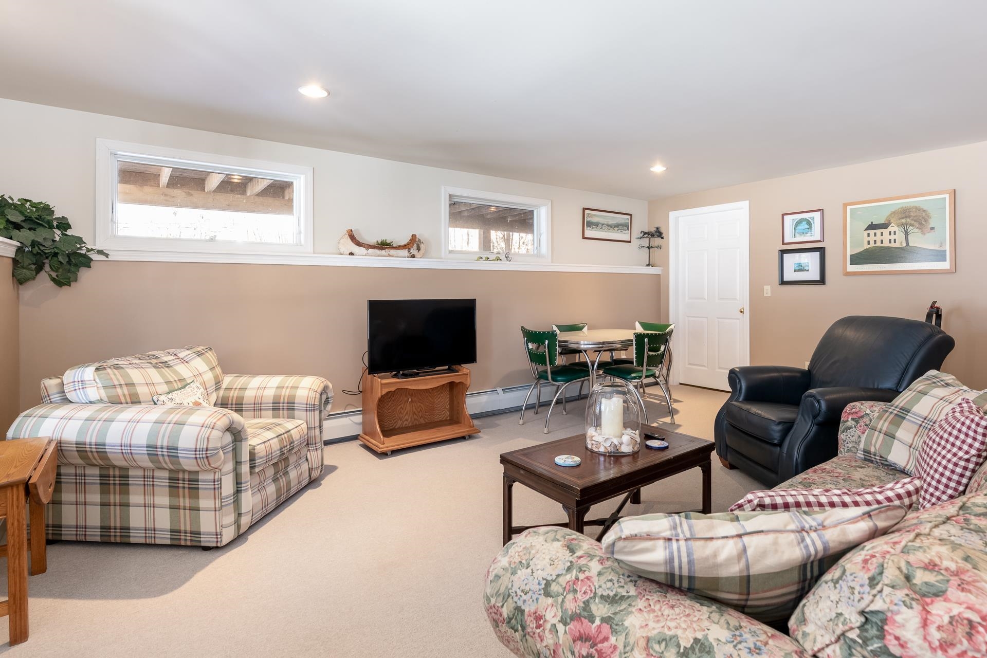 8 Oak Knoll Road