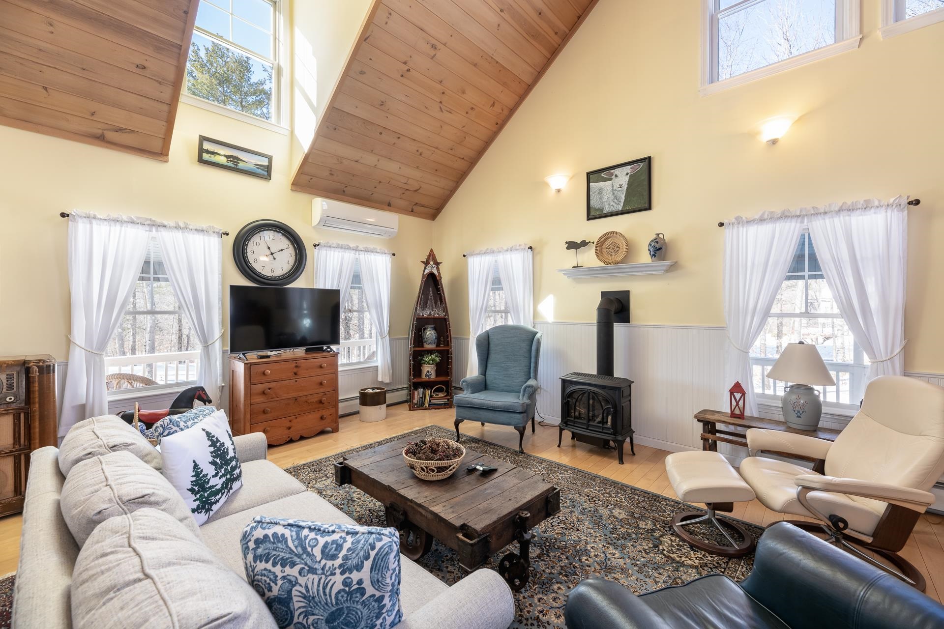 8 Oak Knoll Road