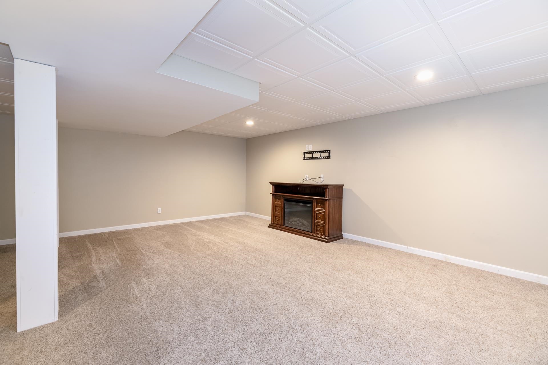 39 Sterling Drive
