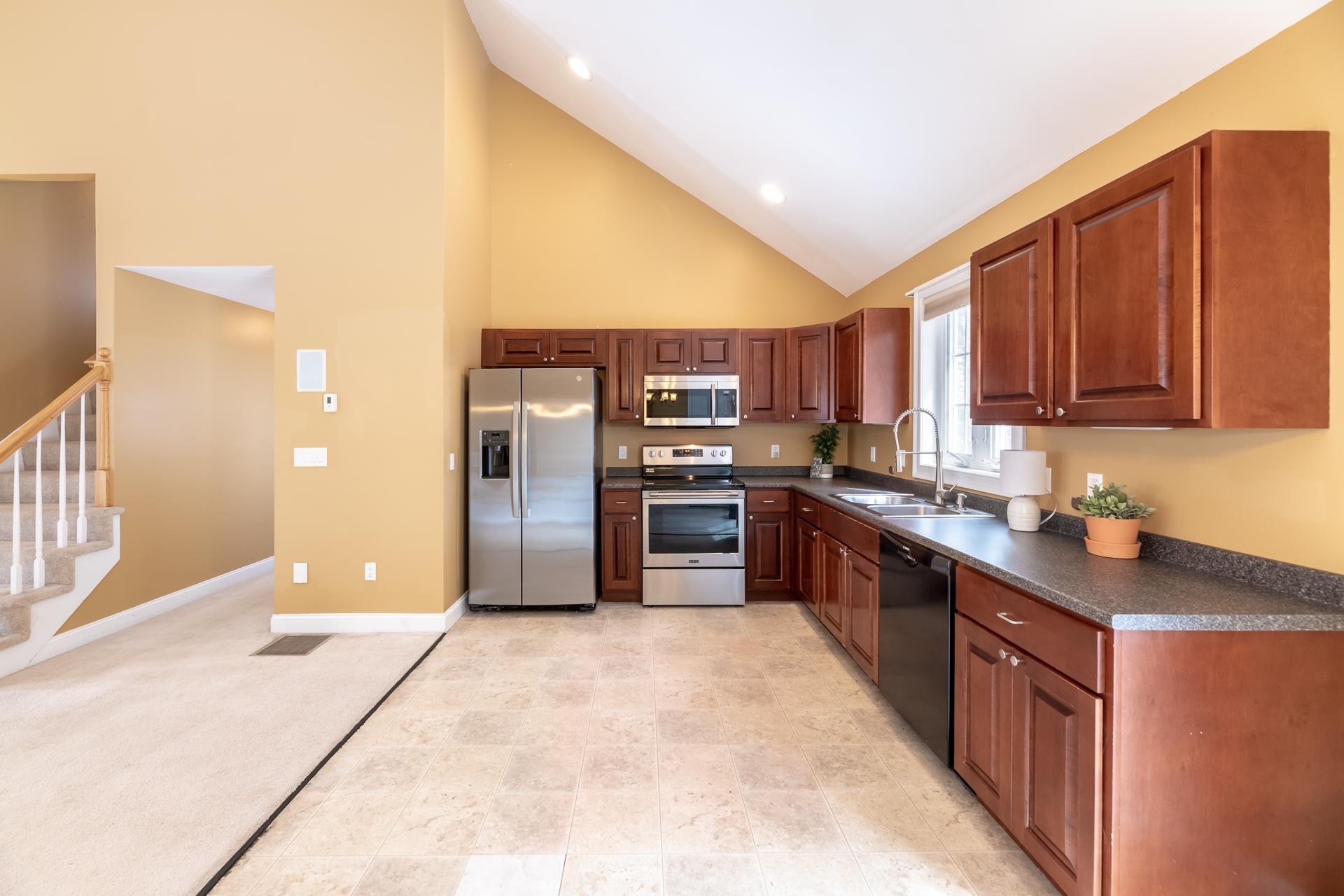 39 Sterling Drive