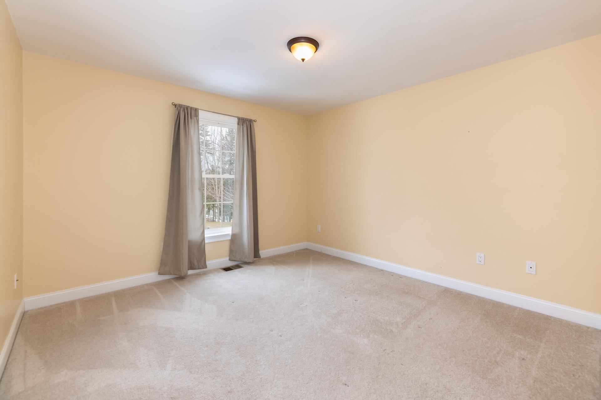 39 Sterling Drive