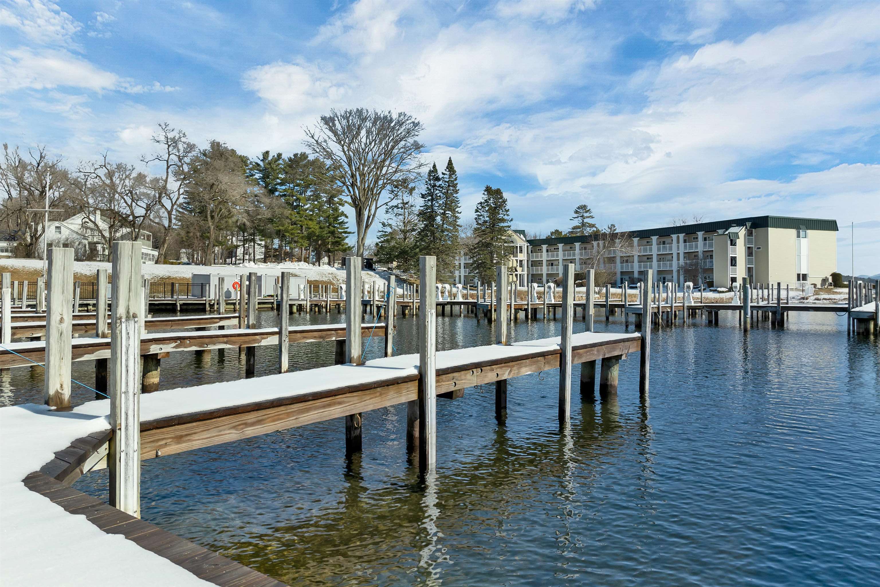 21 Pleasant Street Unit: 8