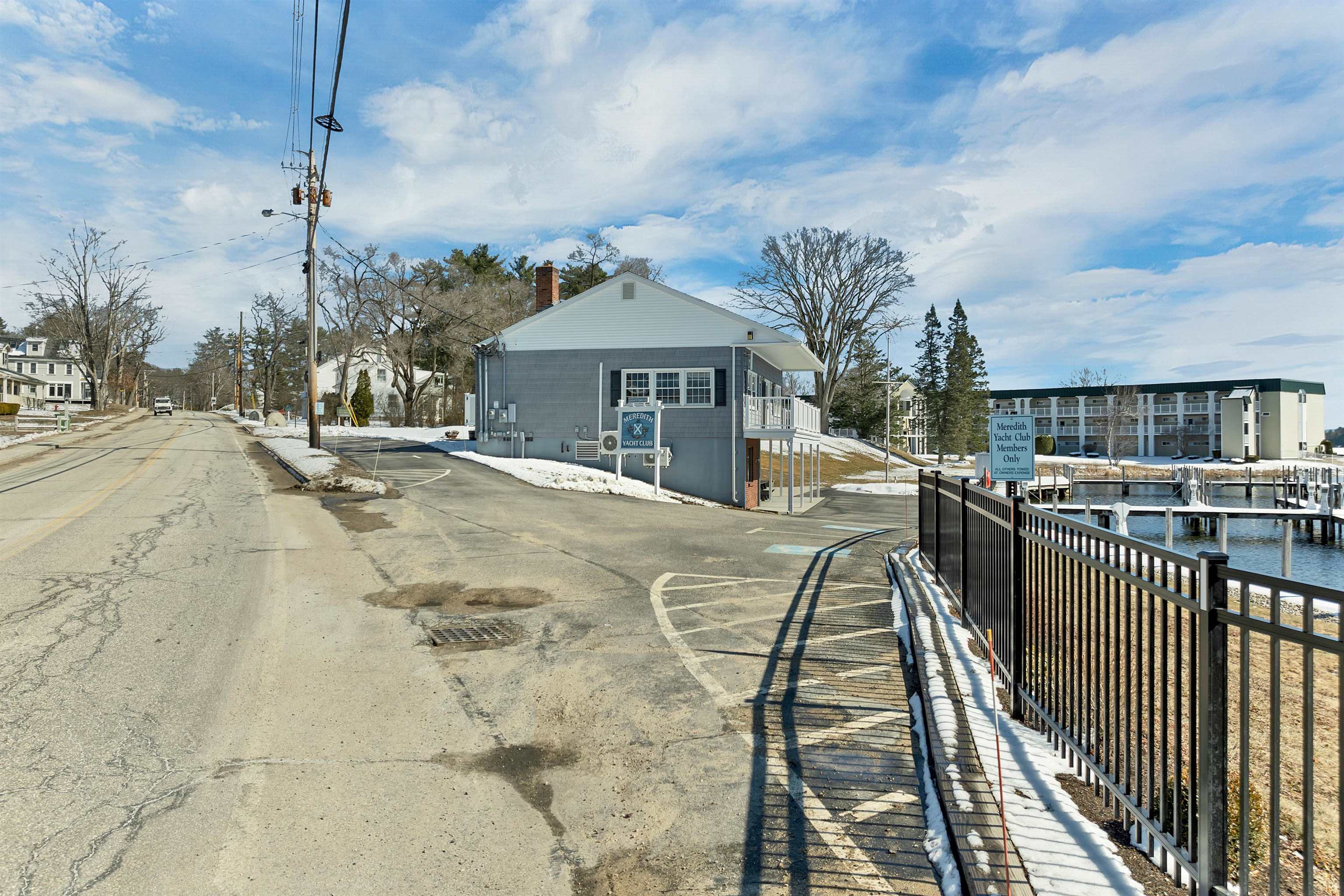 21 Pleasant Street Unit: 8