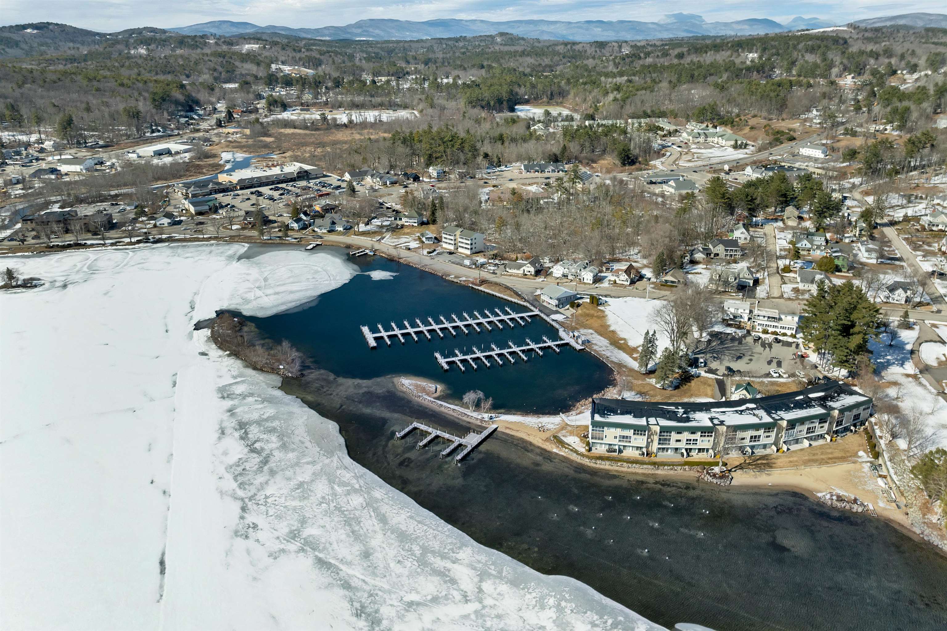 21 Pleasant Street Unit: 8