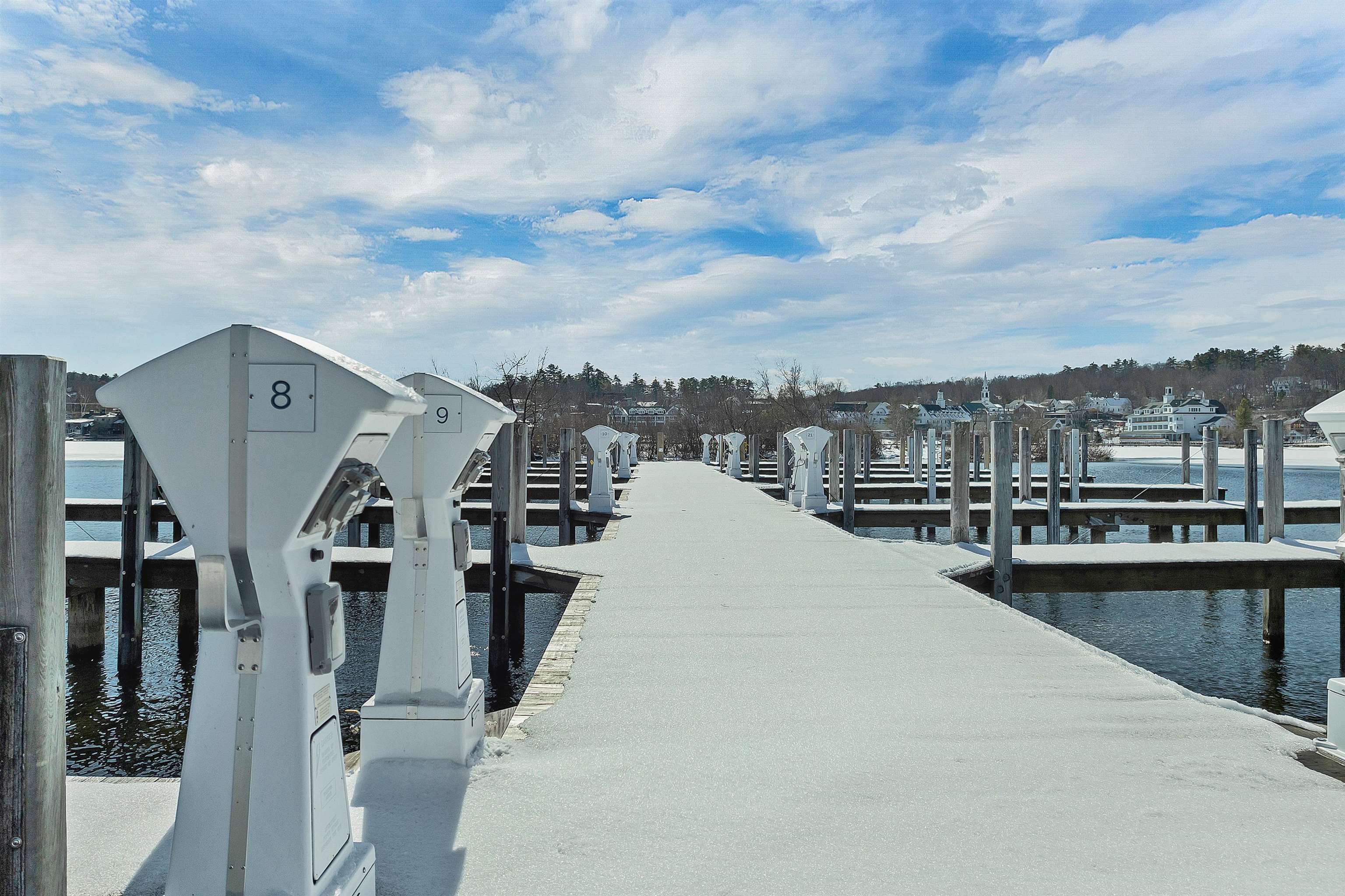 21 Pleasant Street Unit: 8