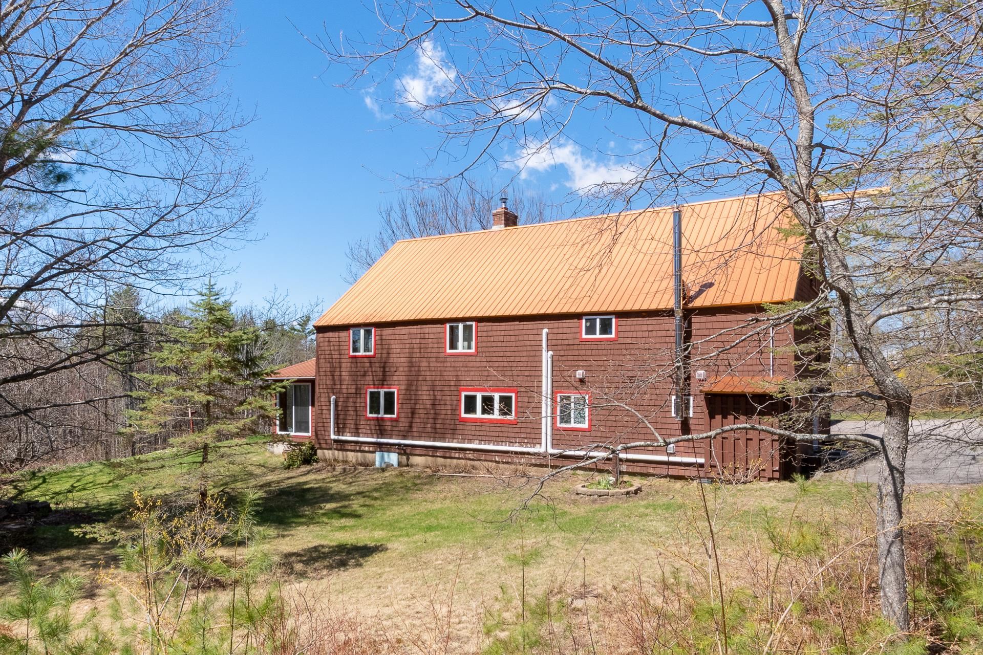 73 College Road