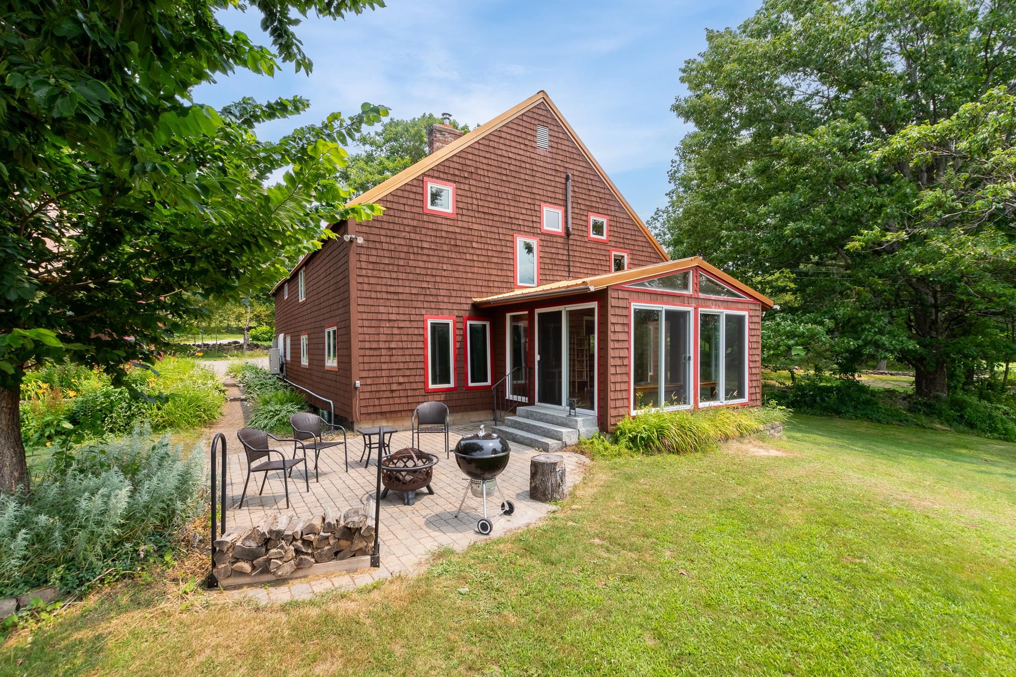 73 College Road